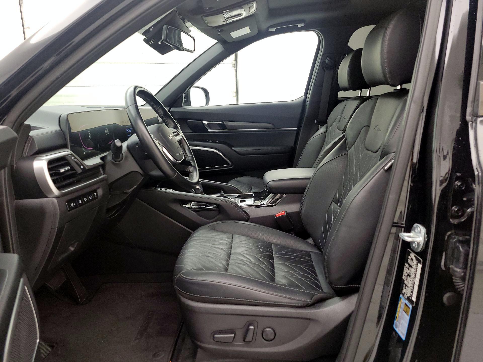 Thumbnail: 2023 Kia Telluride - 11