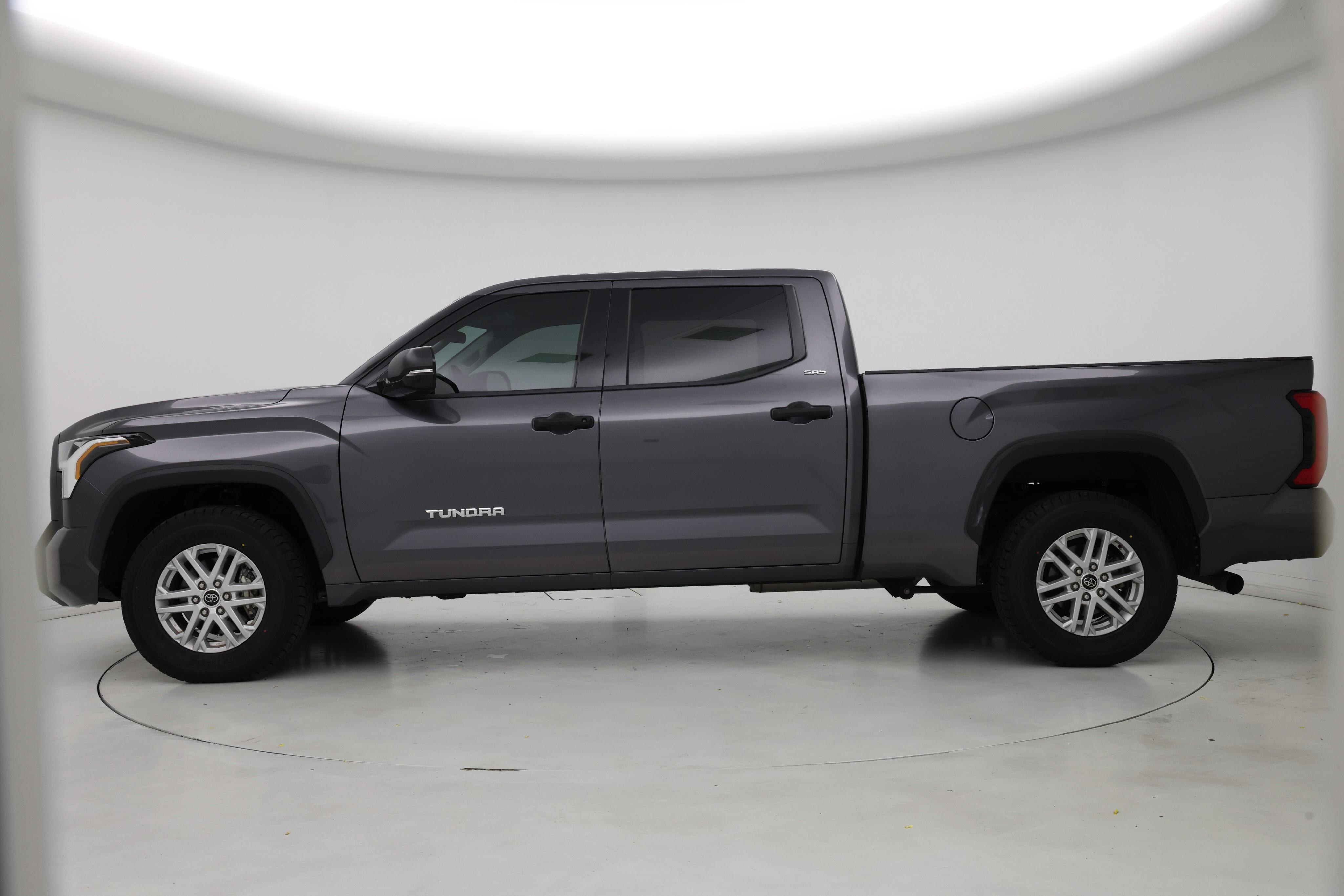 Thumbnail: 2023 Toyota Tundra - 3