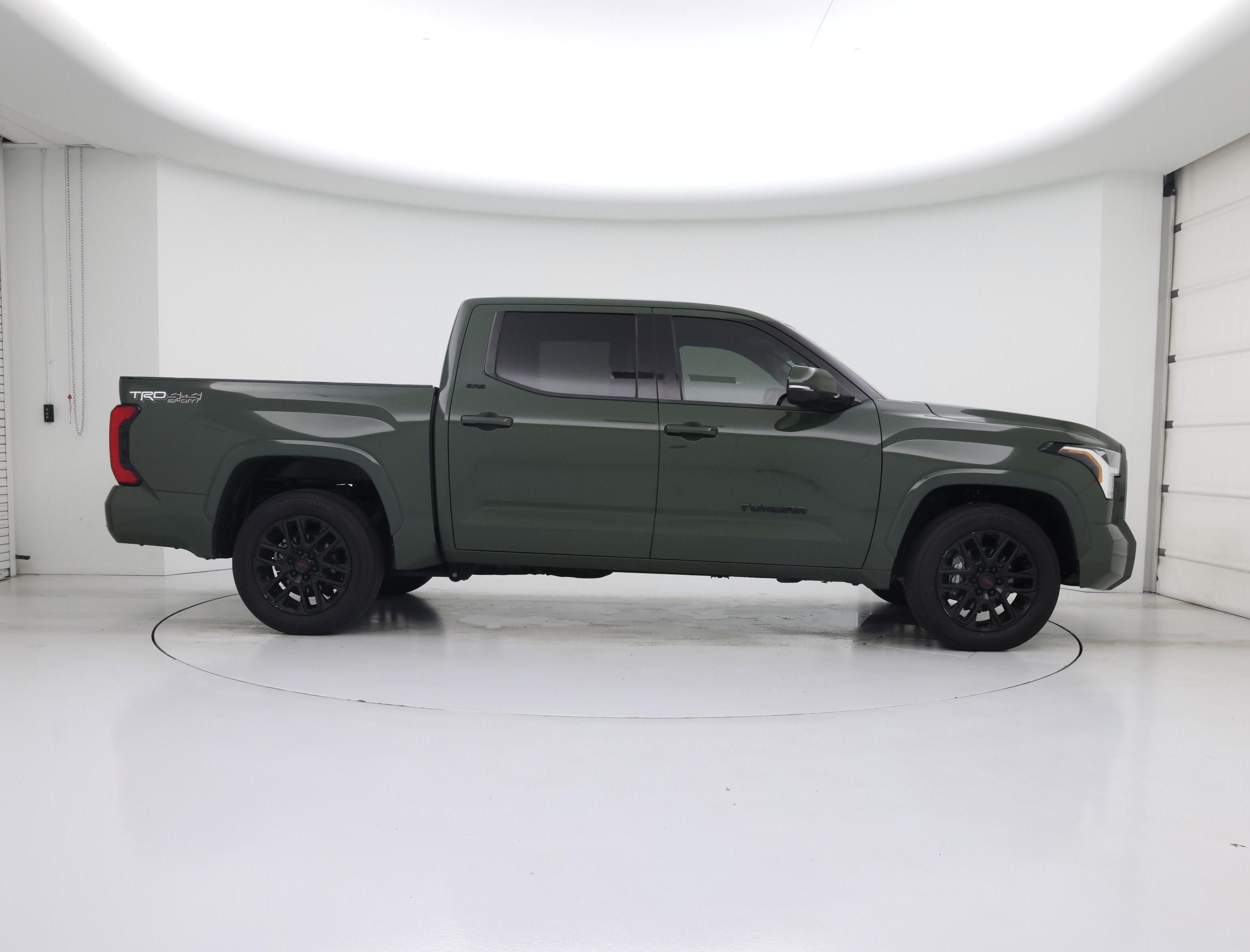 Thumbnail: 2023 Toyota Tundra - 7