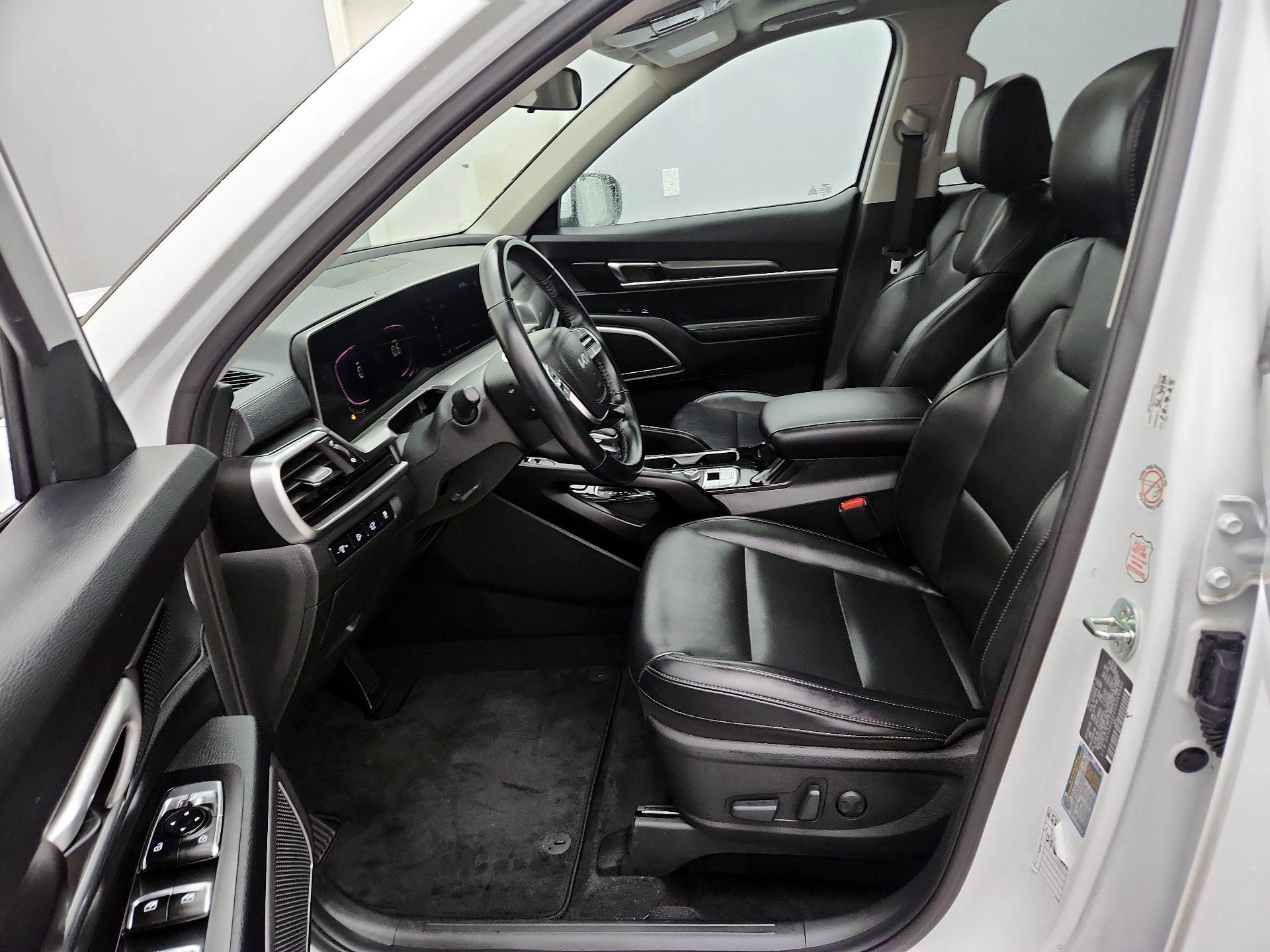 Thumbnail: 2025 Kia Telluride - 11