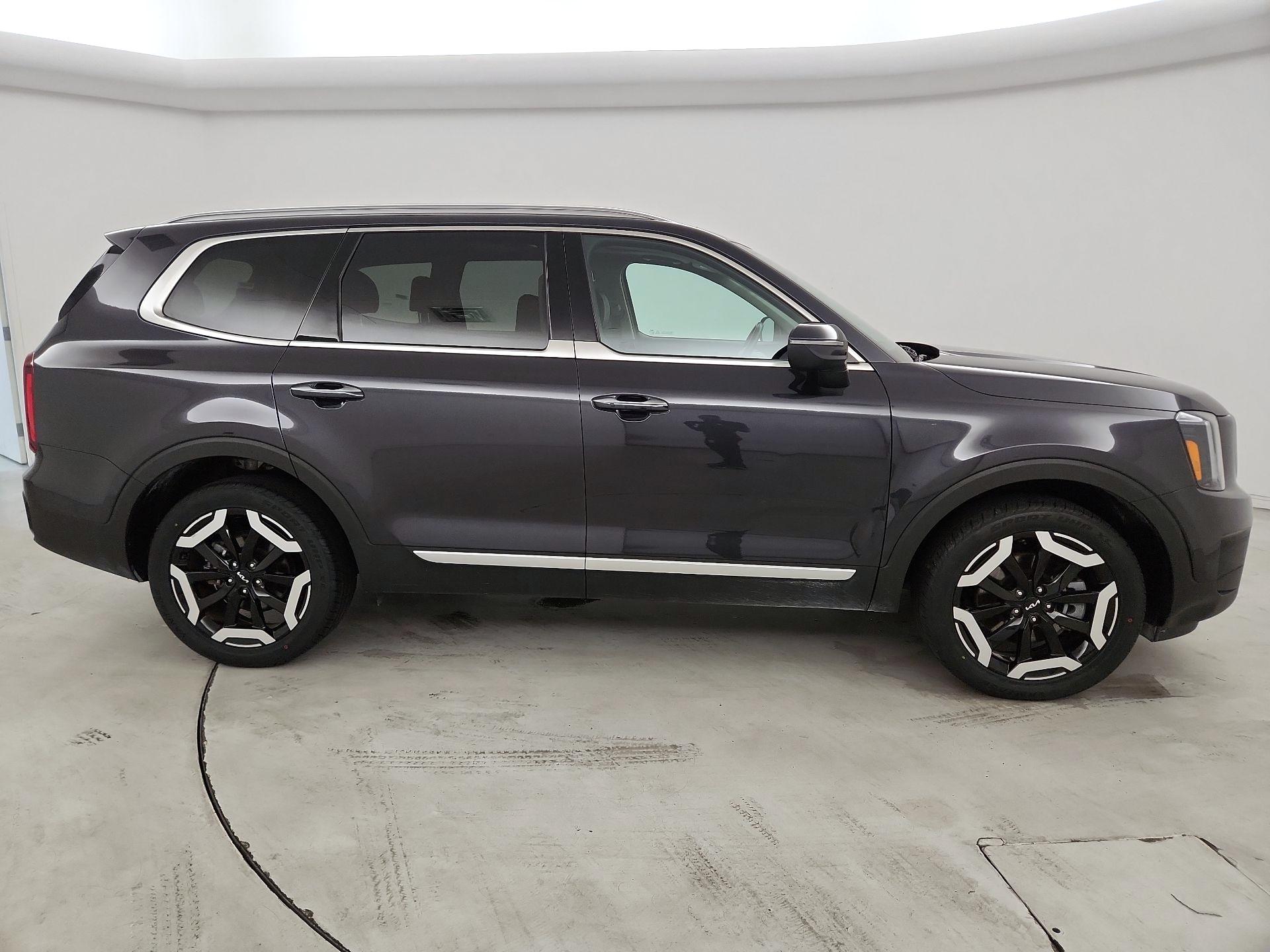 Thumbnail: 2025 Kia Telluride - 4