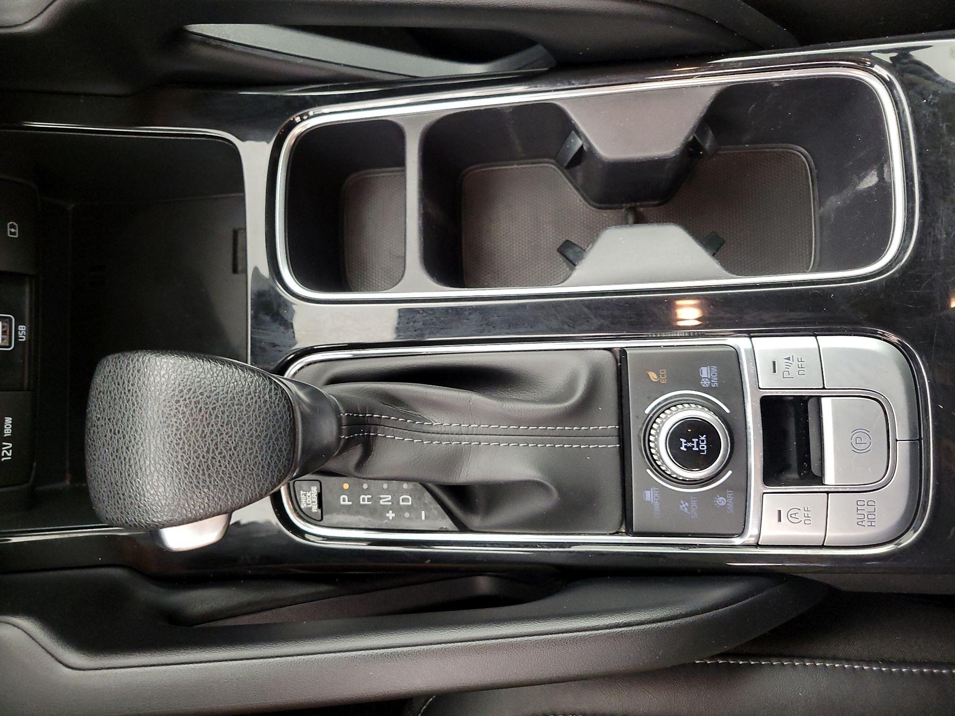 Thumbnail: 2022 Kia Telluride - 16