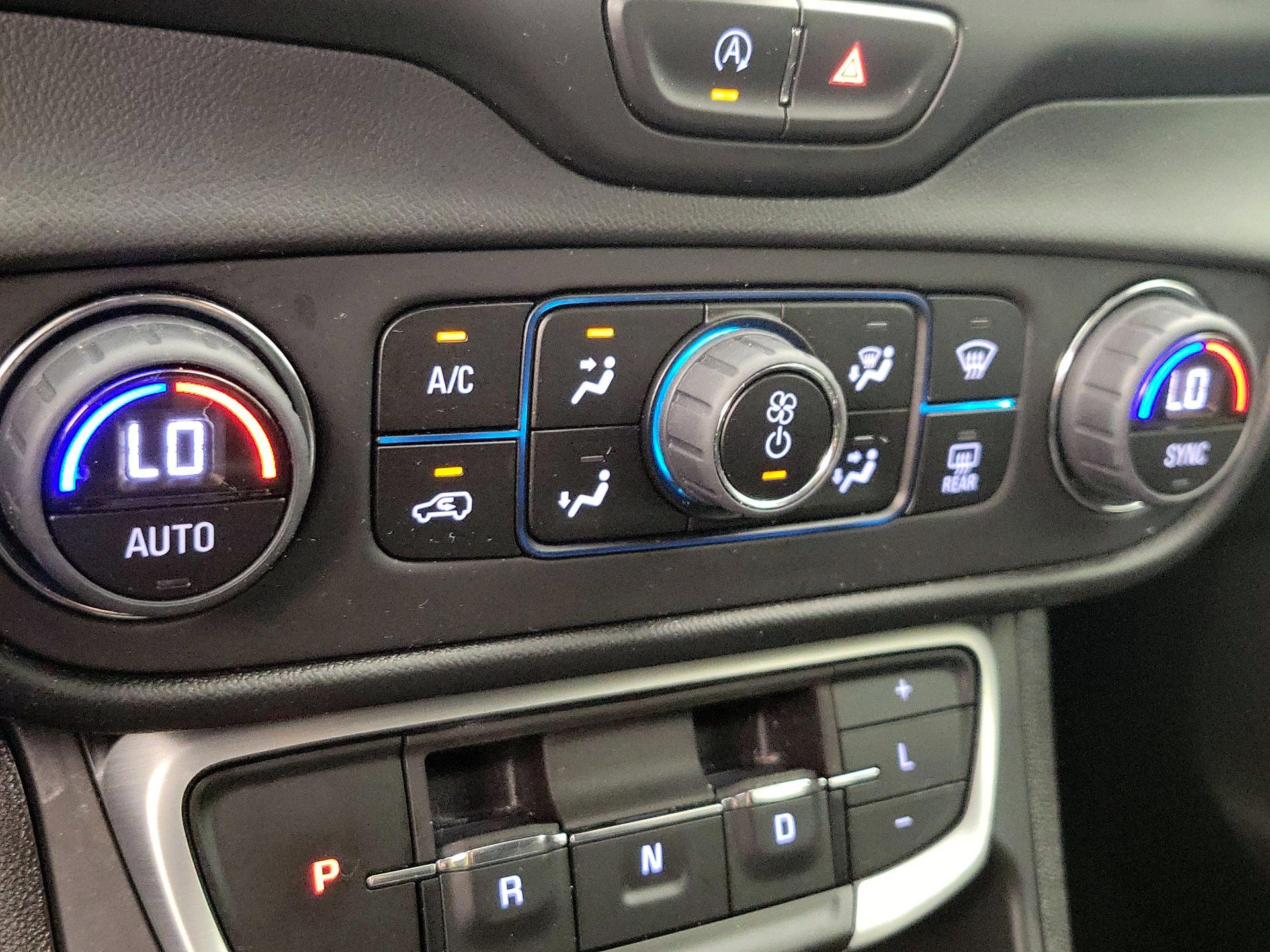 Thumbnail: 2023 GMC Terrain - 16