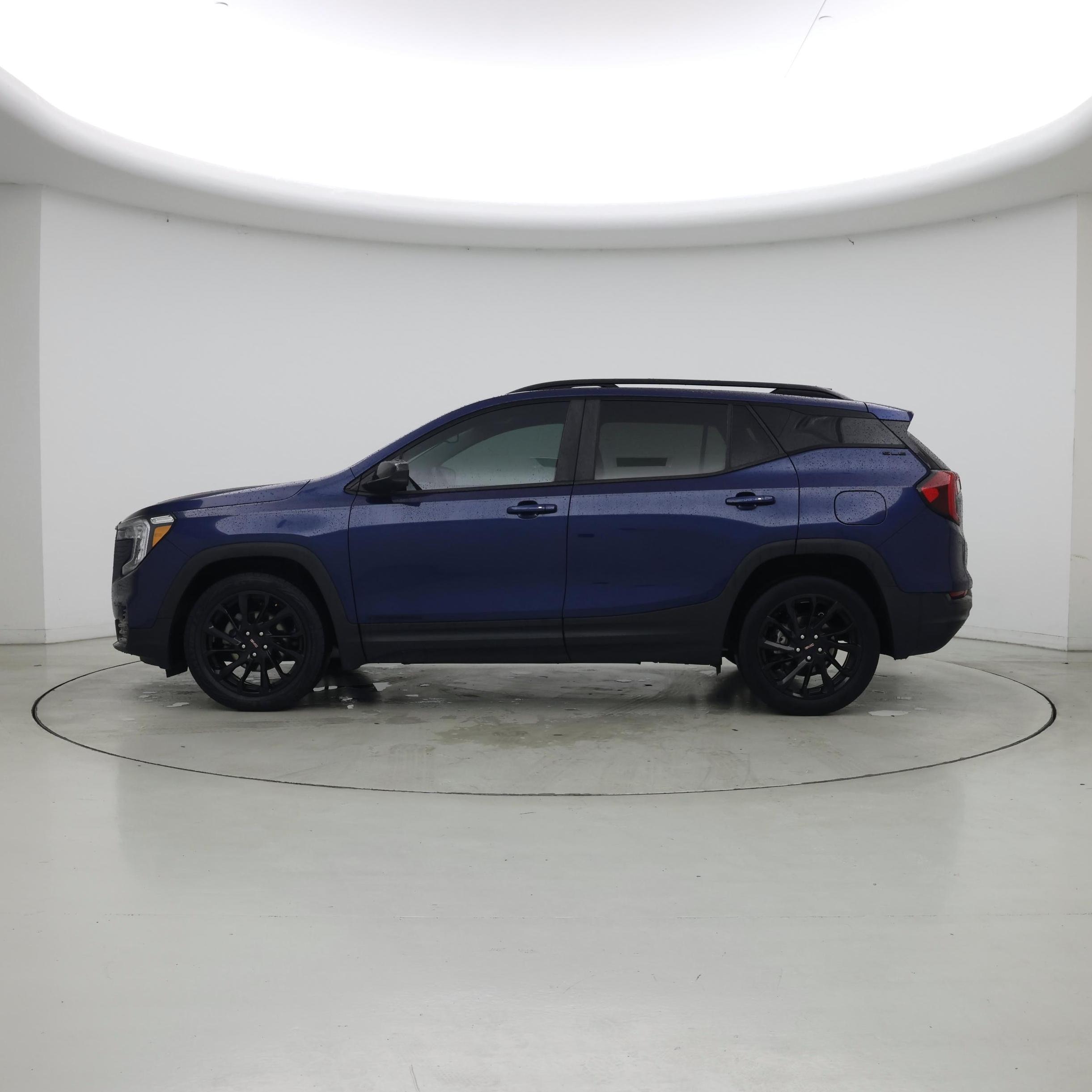 Thumbnail: 2023 GMC Terrain - 3