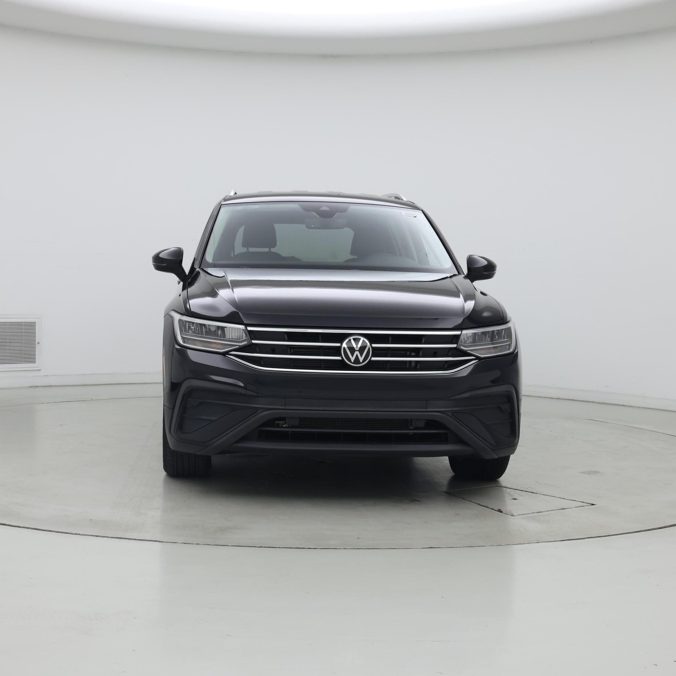 Thumbnail: 2022 Volkswagen Tiguan - 5