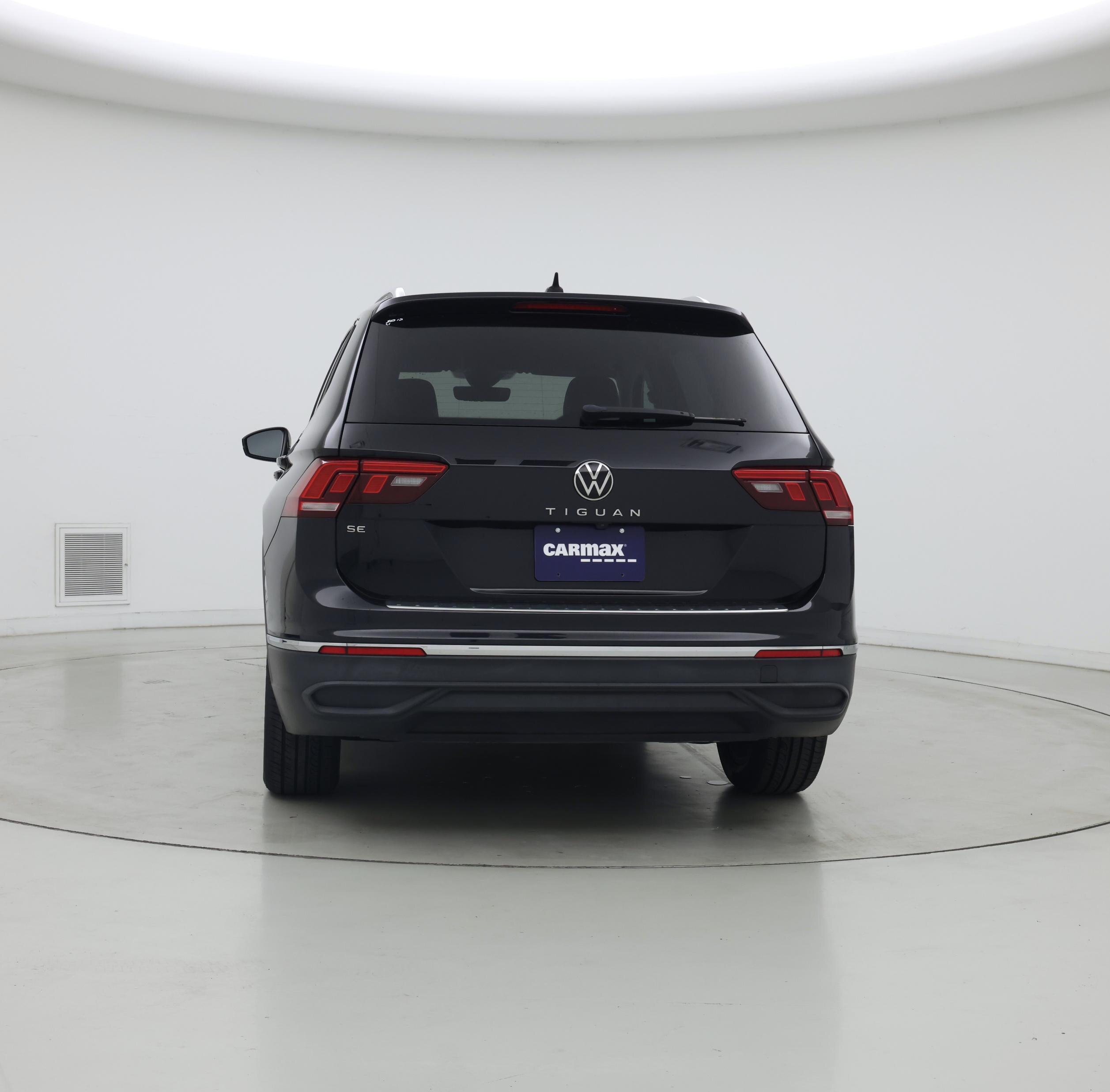 Thumbnail: 2022 Volkswagen Tiguan - 6
