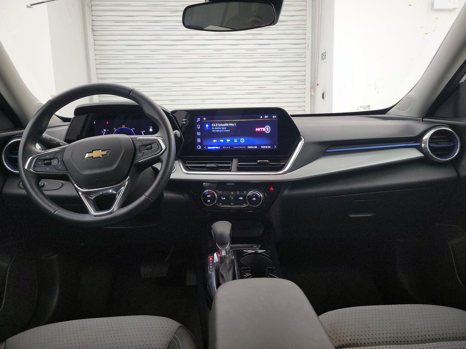 Thumbnail: 2025 Chevrolet Trax - 9