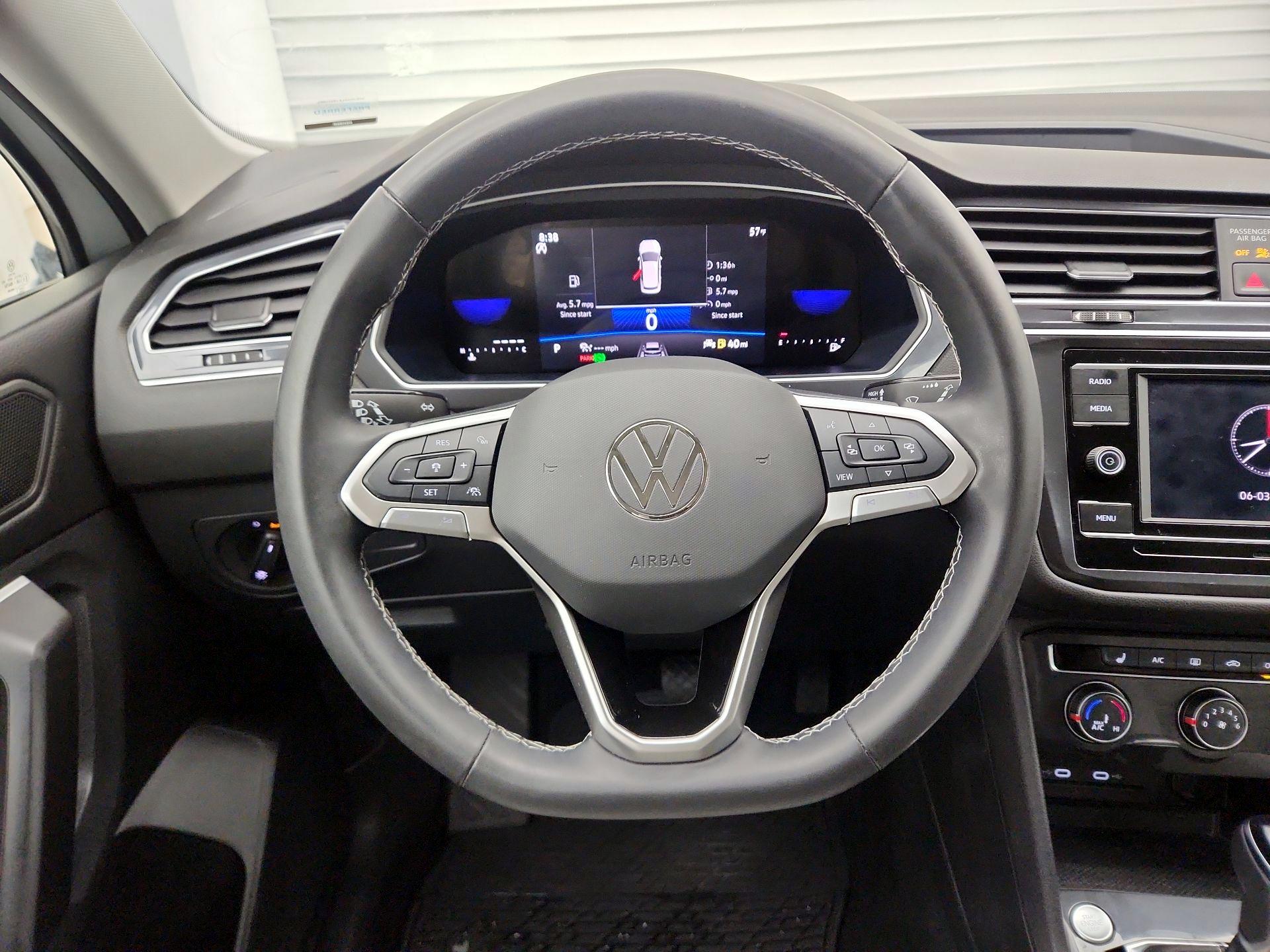 Thumbnail: 2024 Volkswagen Tiguan - 10