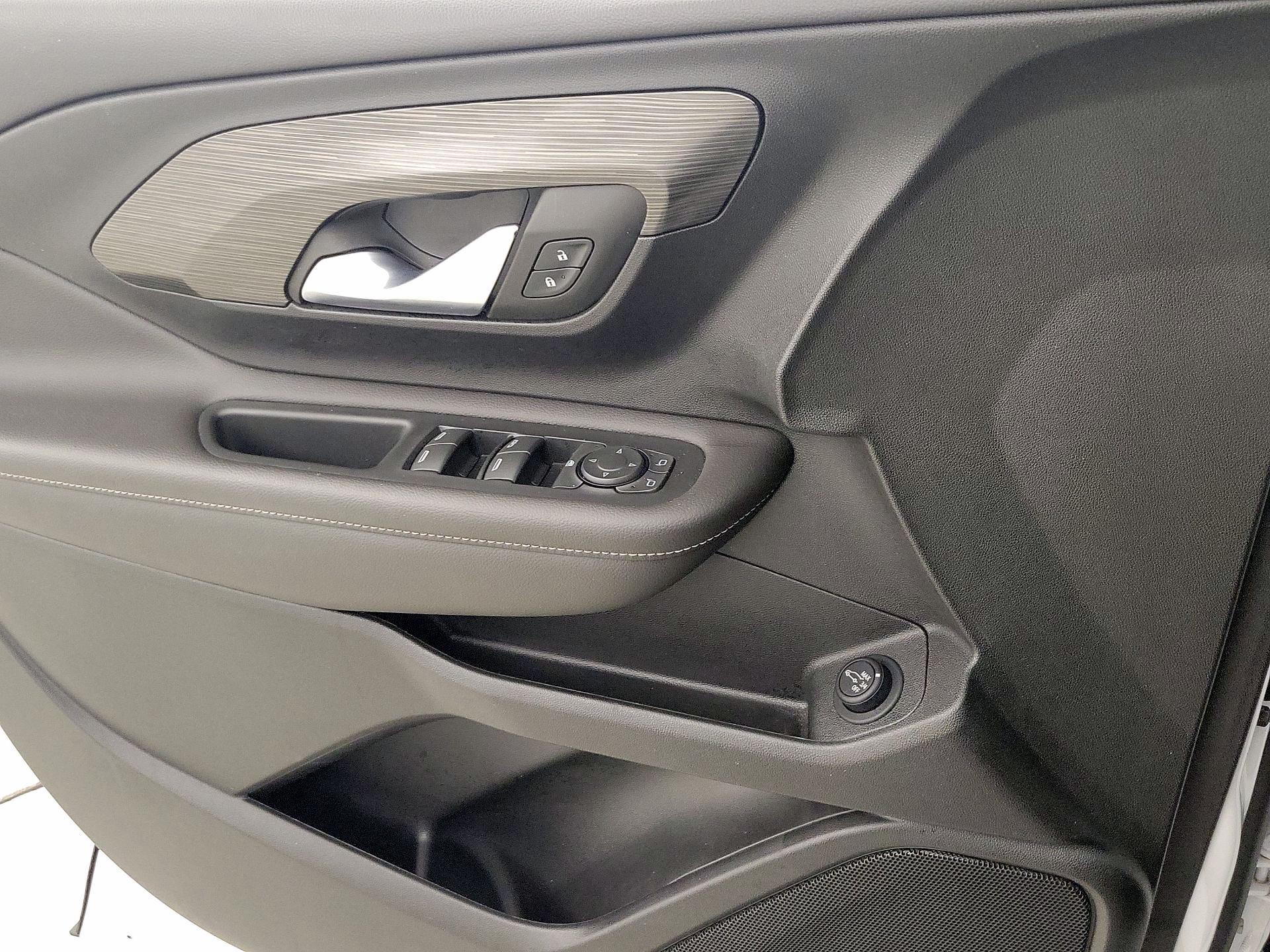 Thumbnail: 2023 GMC Terrain - 12