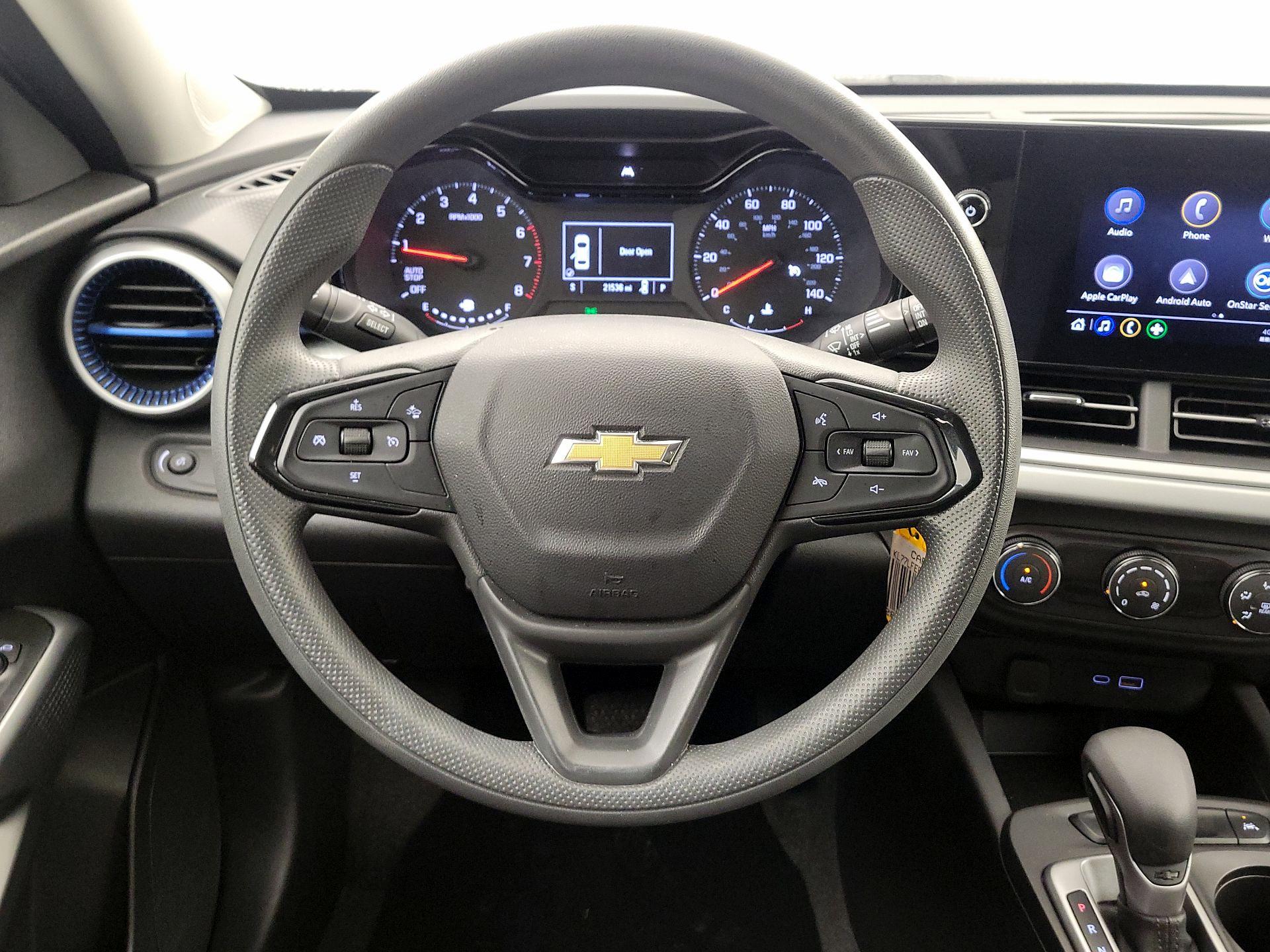 Thumbnail: 2025 Chevrolet Trax - 10