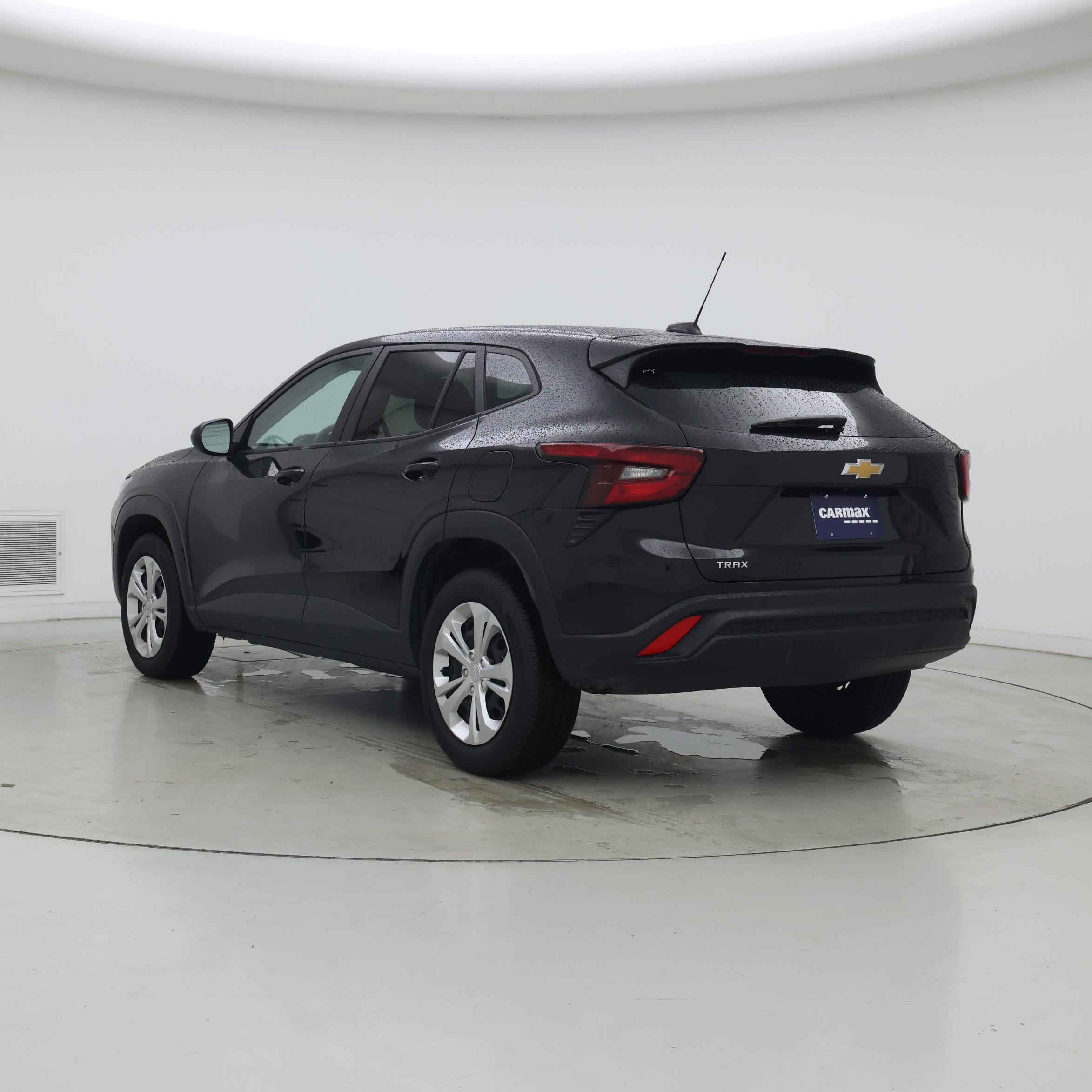 Thumbnail: 2025 Chevrolet Trax - 2