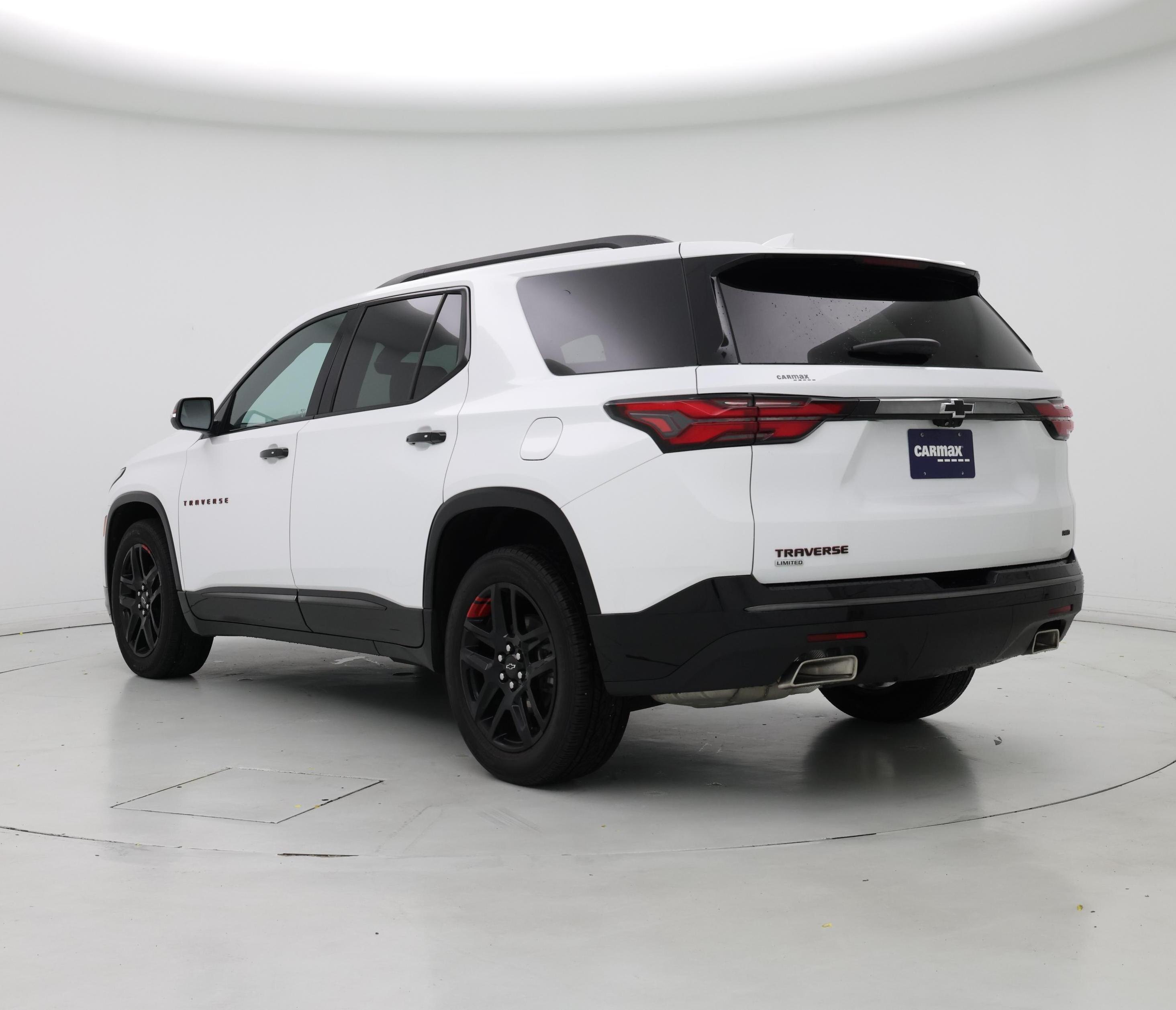 Thumbnail: 2024 Chevrolet Traverse - 2