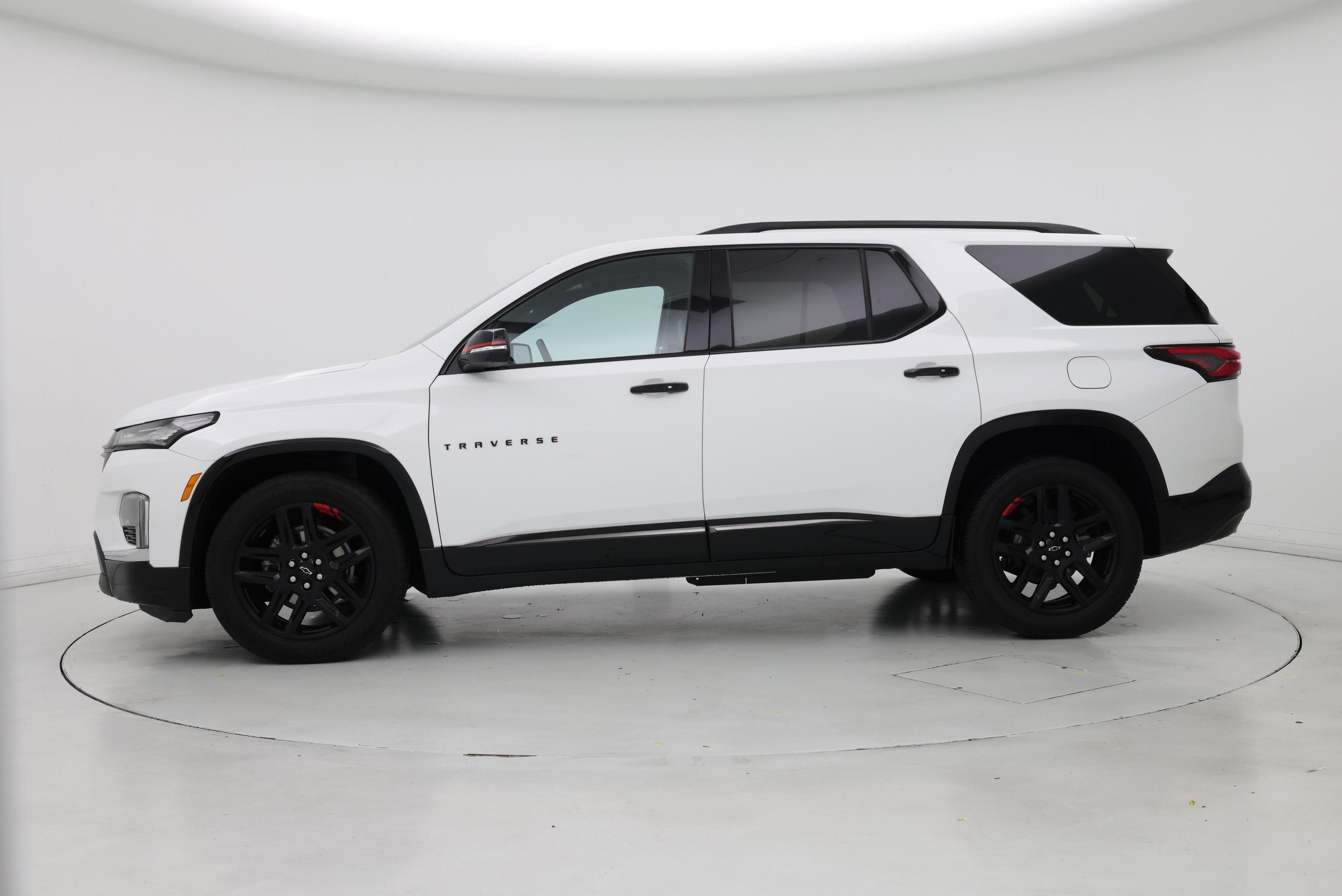 Thumbnail: 2024 Chevrolet Traverse - 3