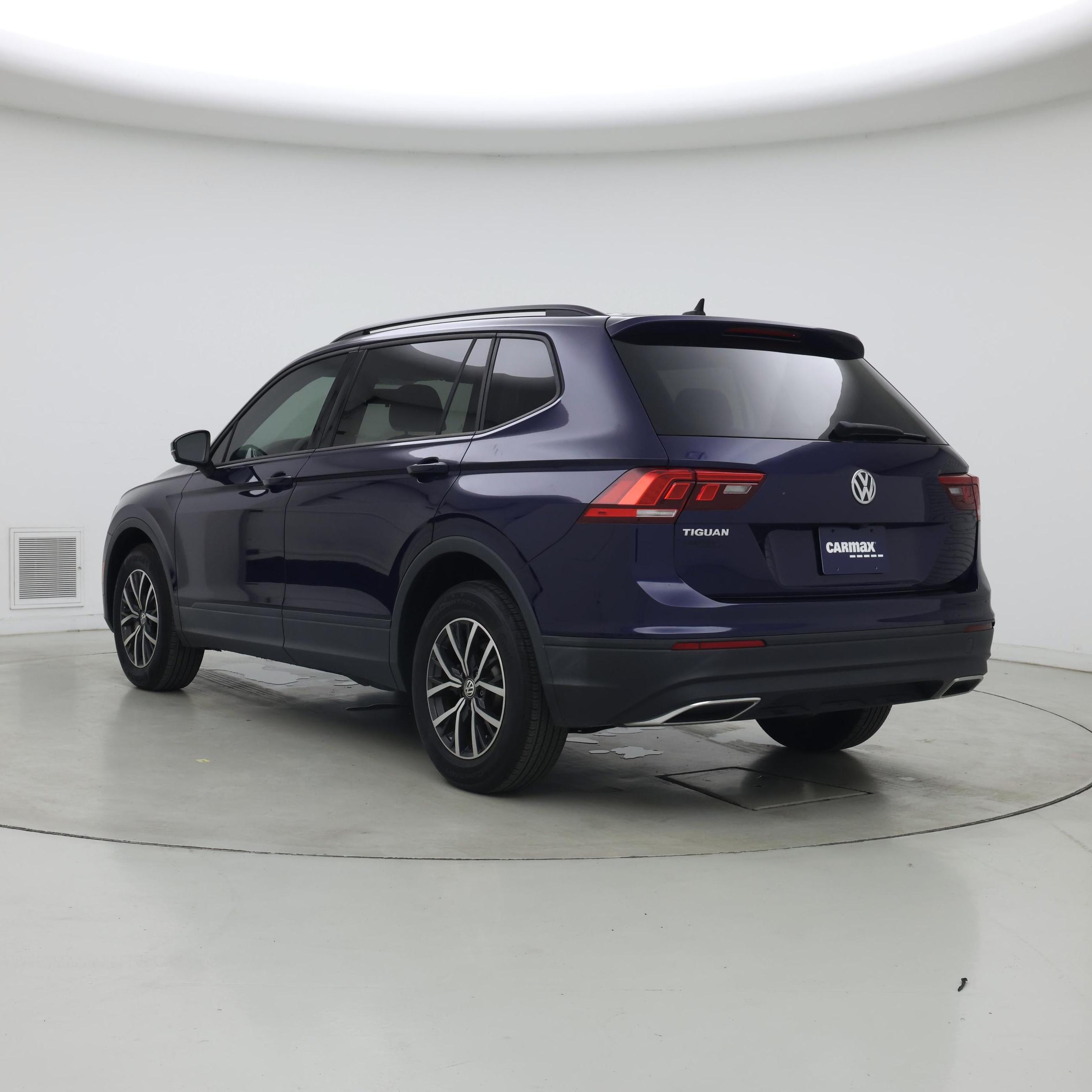 Thumbnail: 2021 Volkswagen Tiguan - 2