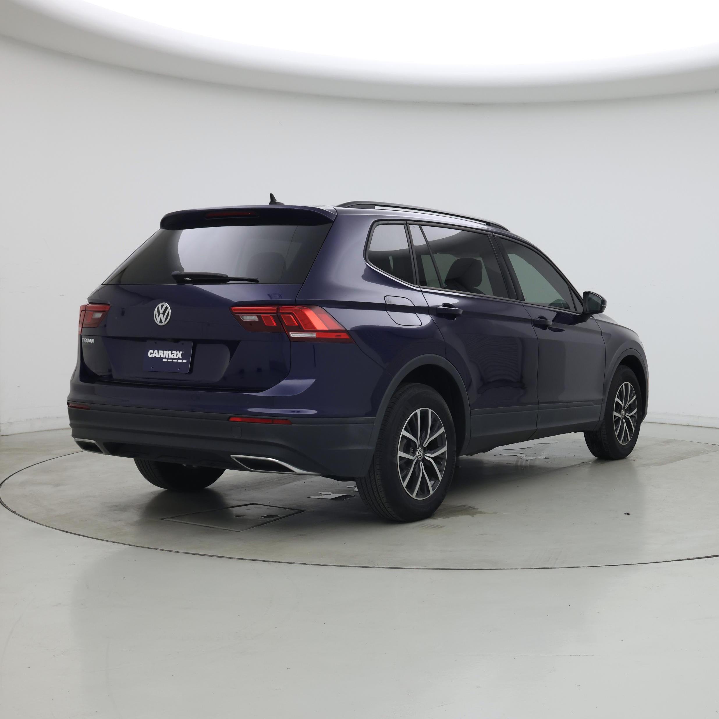 Thumbnail: 2021 Volkswagen Tiguan - 8