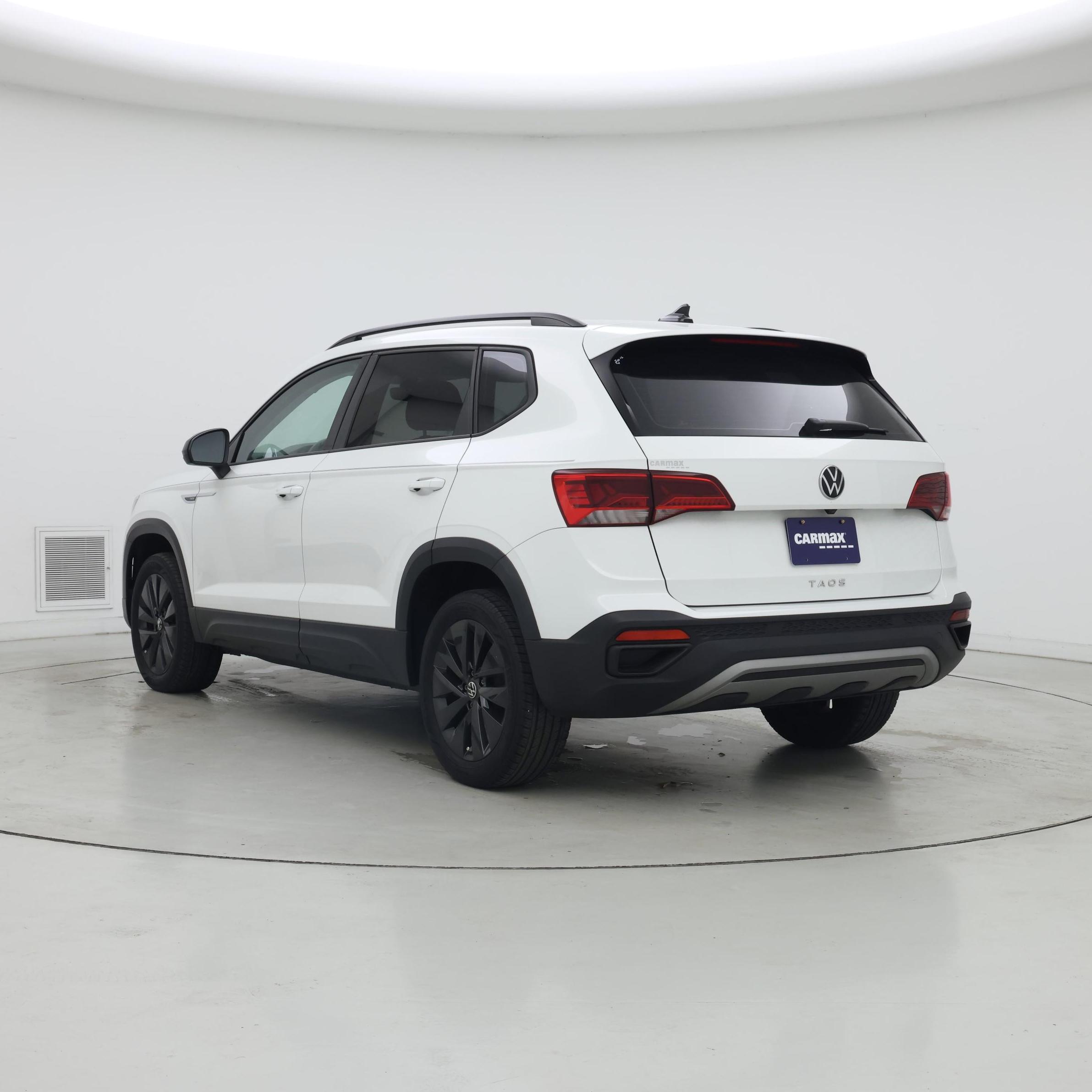 Thumbnail: 2023 Volkswagen Taos - 2