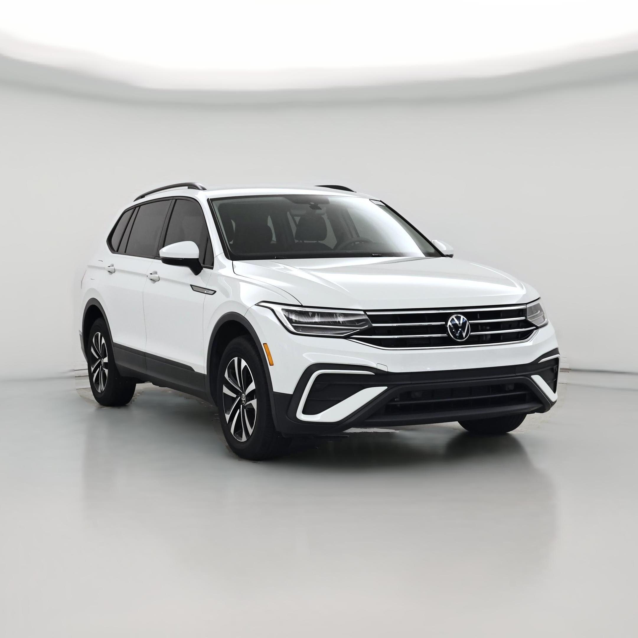 Thumbnail: 2023 Volkswagen Tiguan - 1