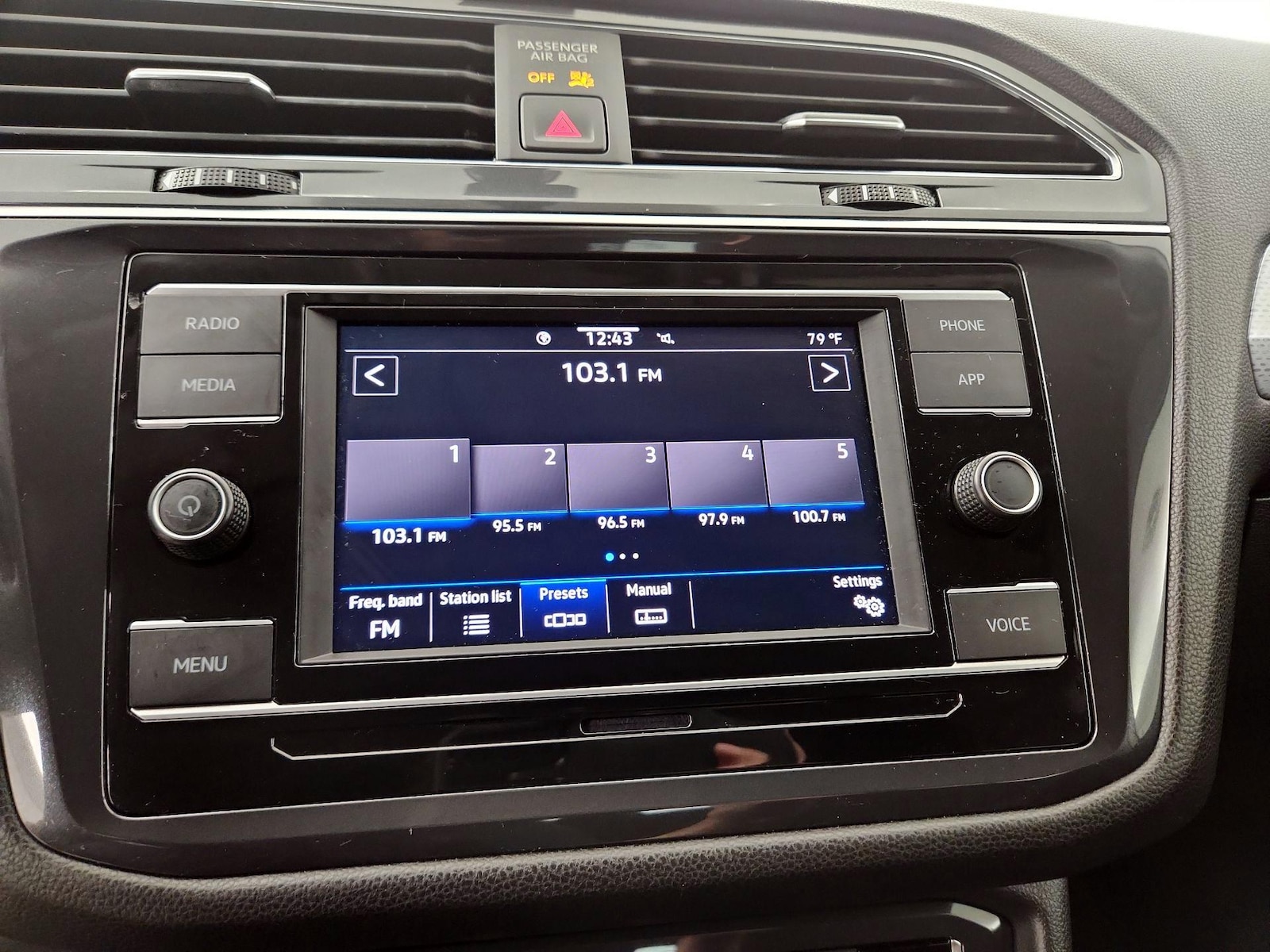 2023 Volkswagen Tiguan S - Photo 16