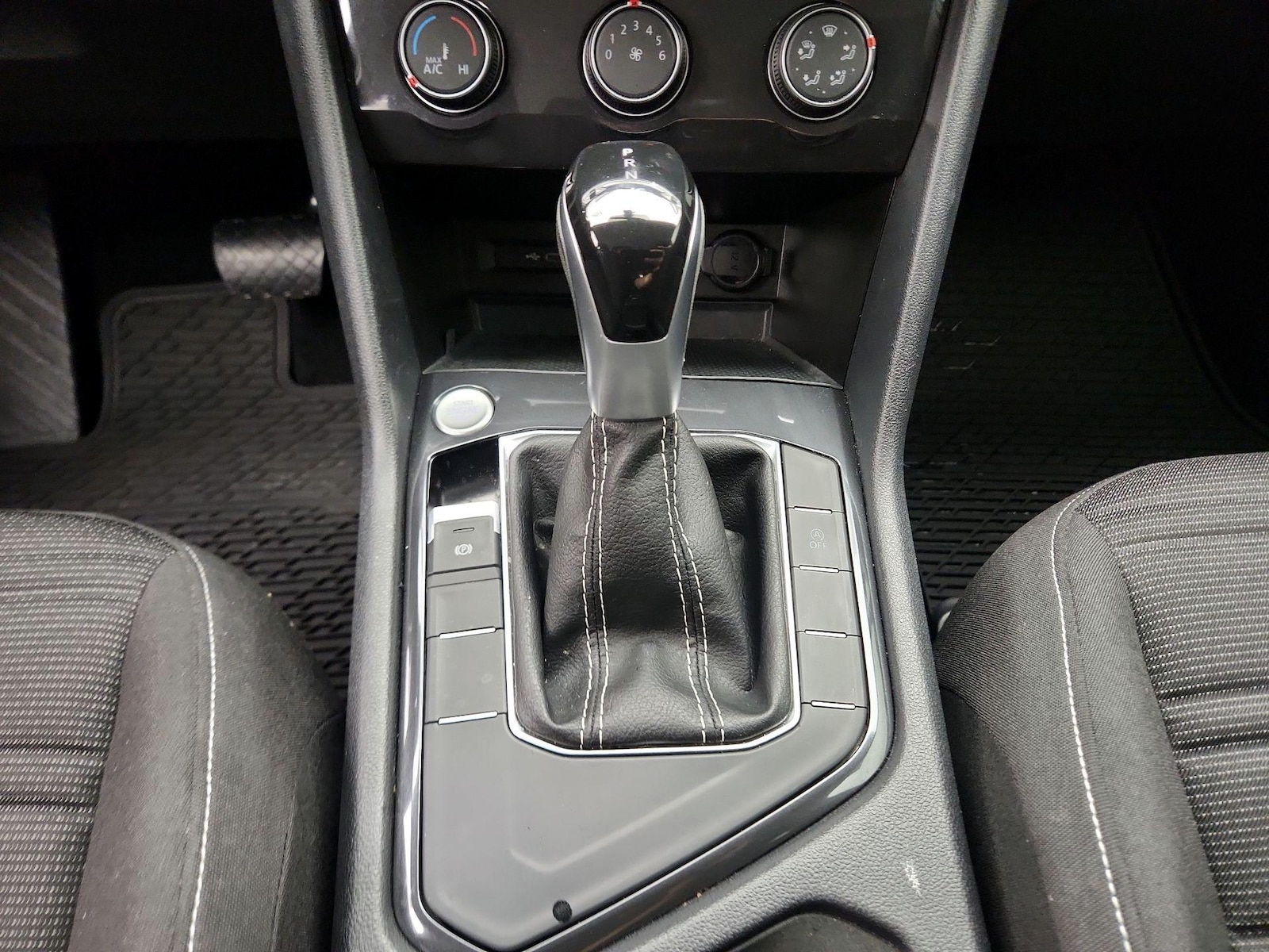 2023 Volkswagen Tiguan S - Photo 18