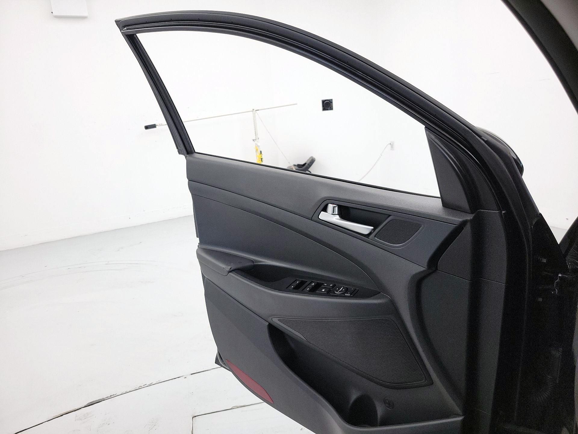 Thumbnail: 2021 Hyundai Tucson - 12
