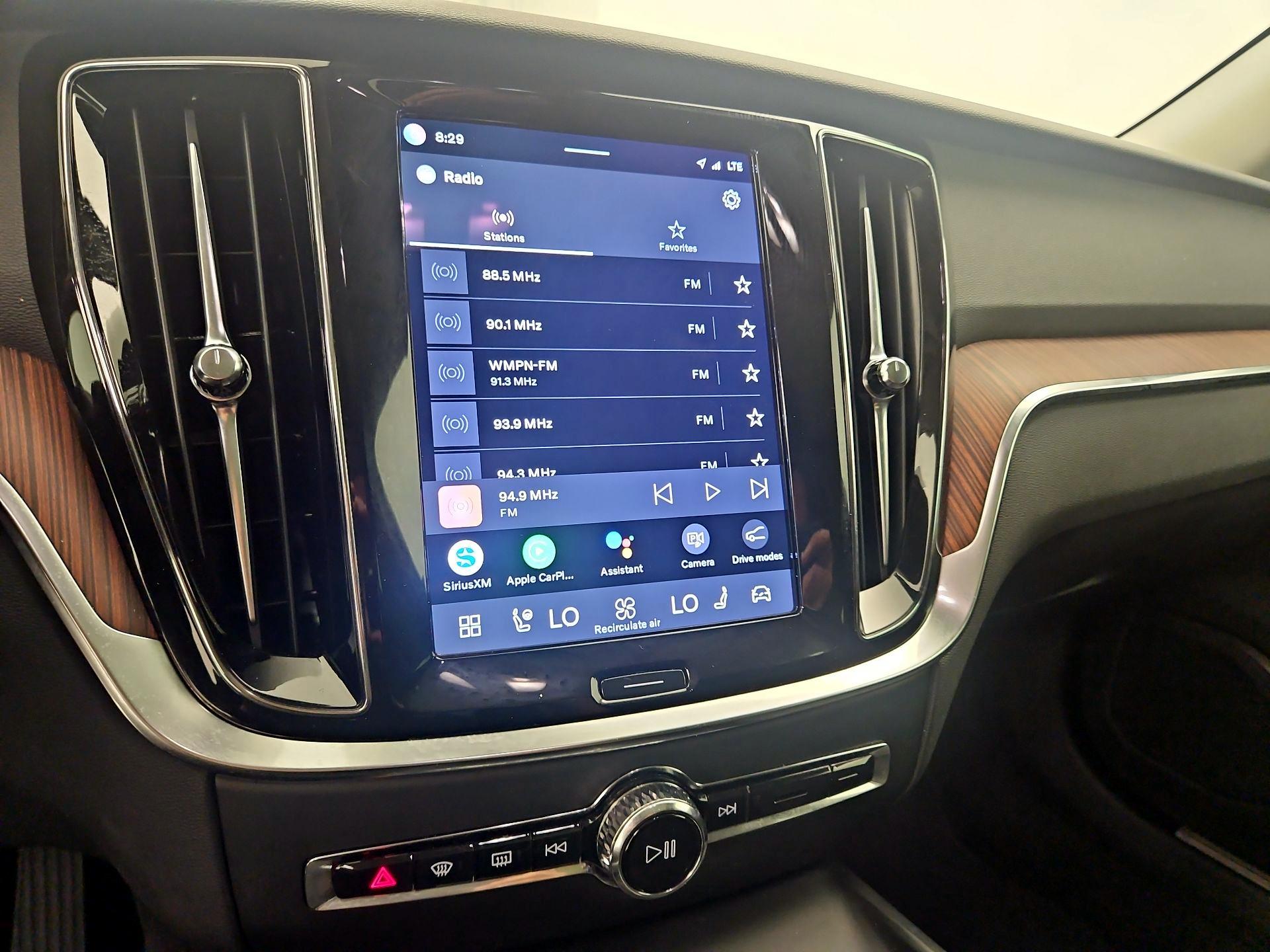 Thumbnail: 2025 Volvo S60 - 13