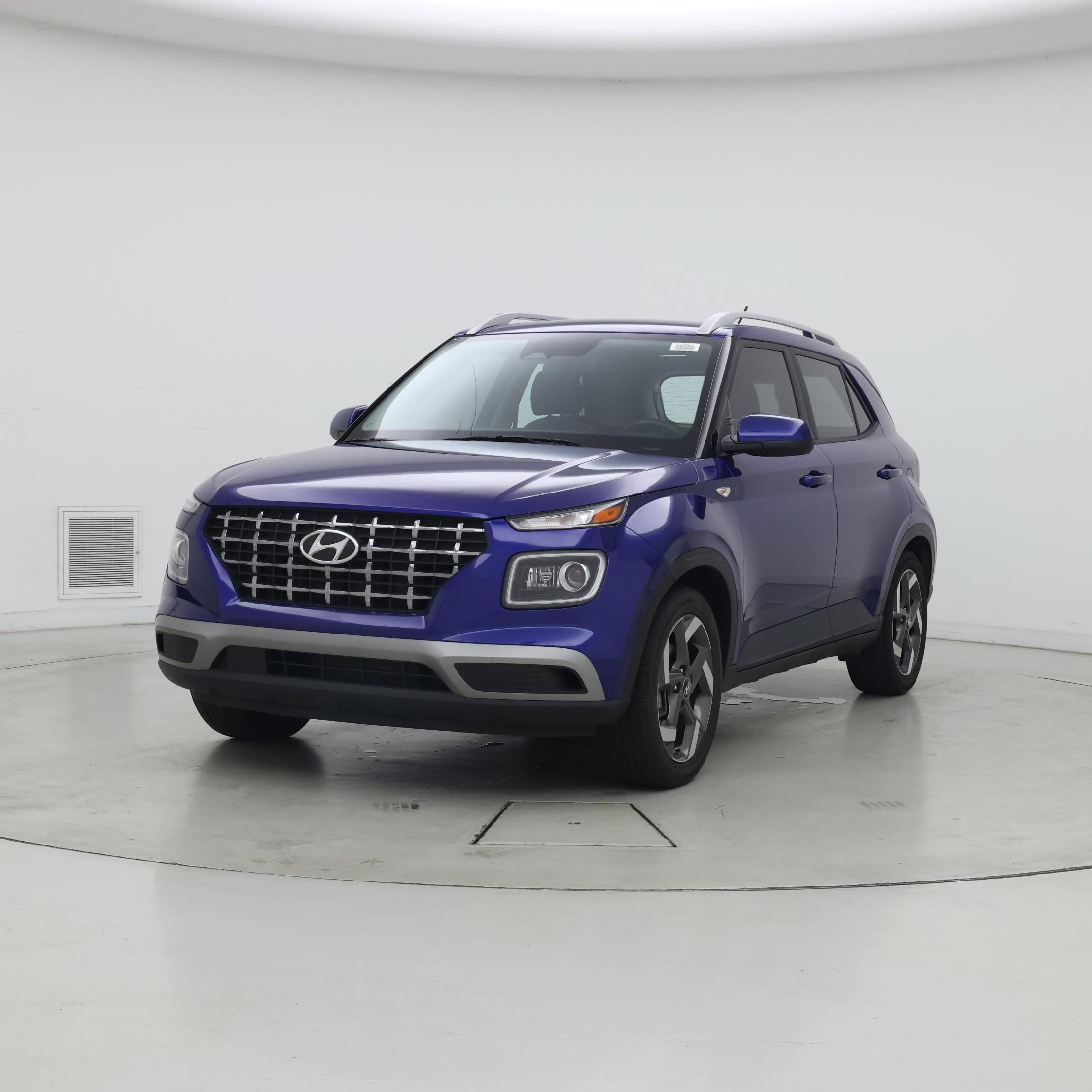 Thumbnail: 2023 Hyundai Venue - 4