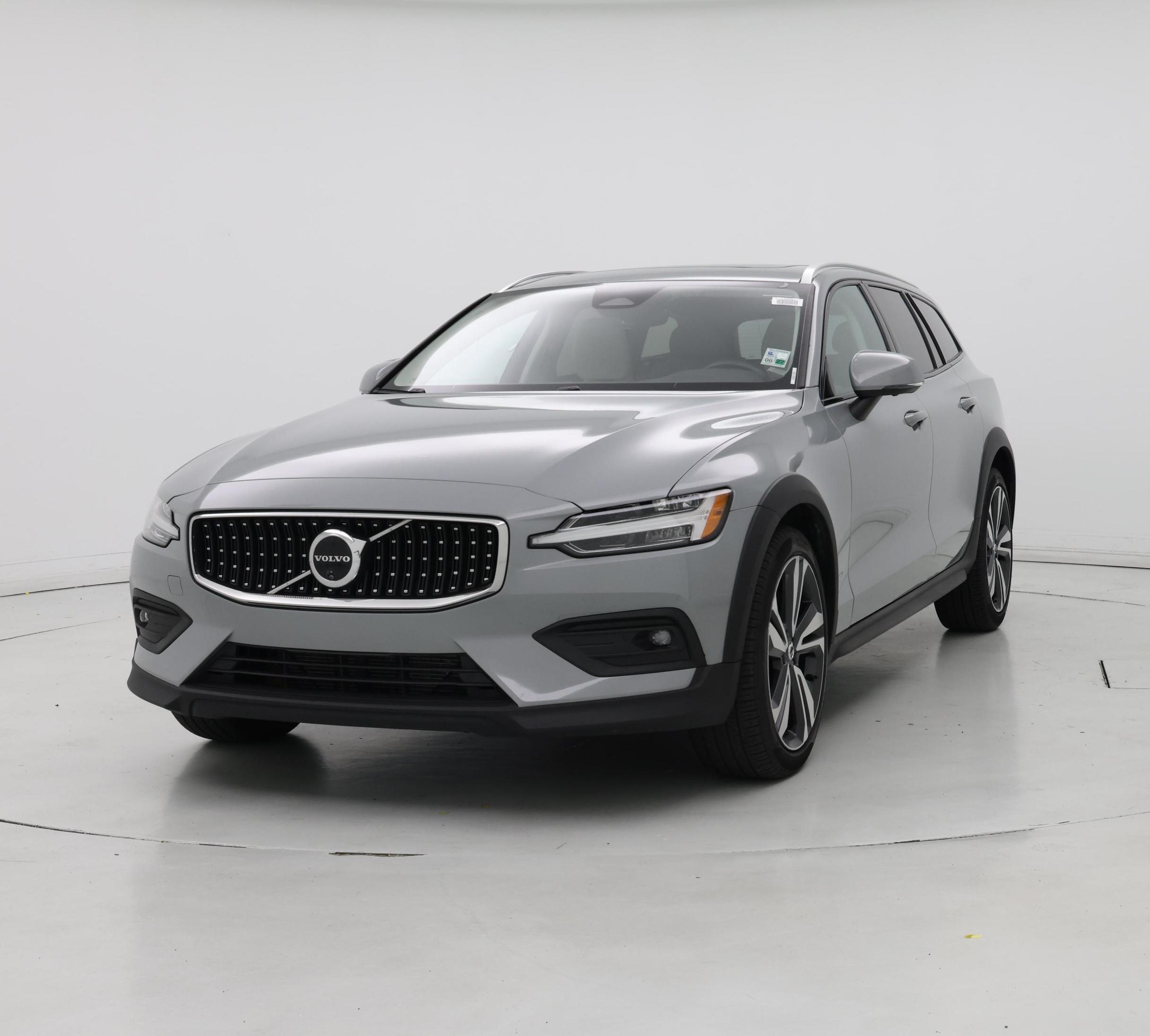 Thumbnail: 2025 Volvo S60 - 4