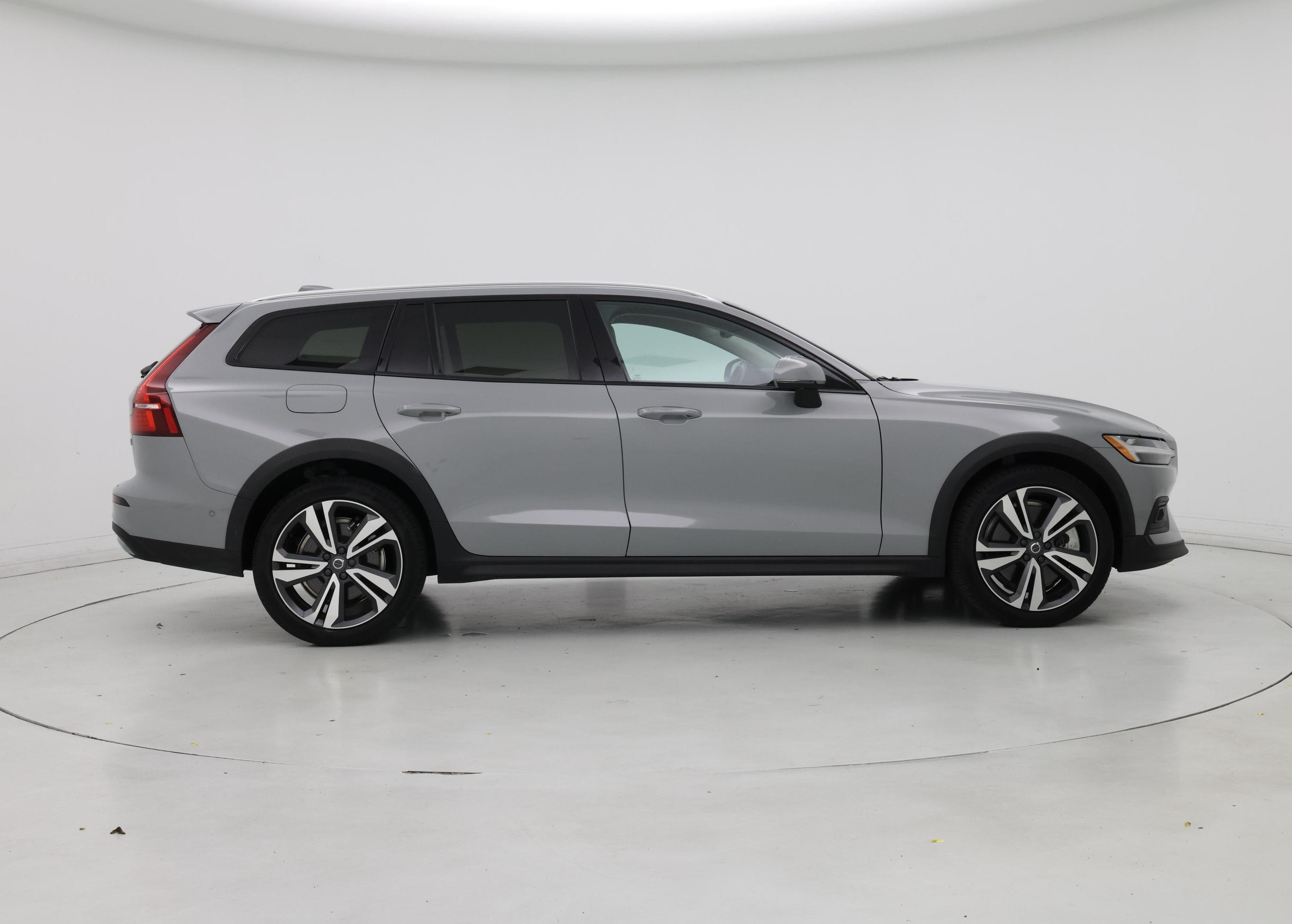 Thumbnail: 2025 Volvo S60 - 7