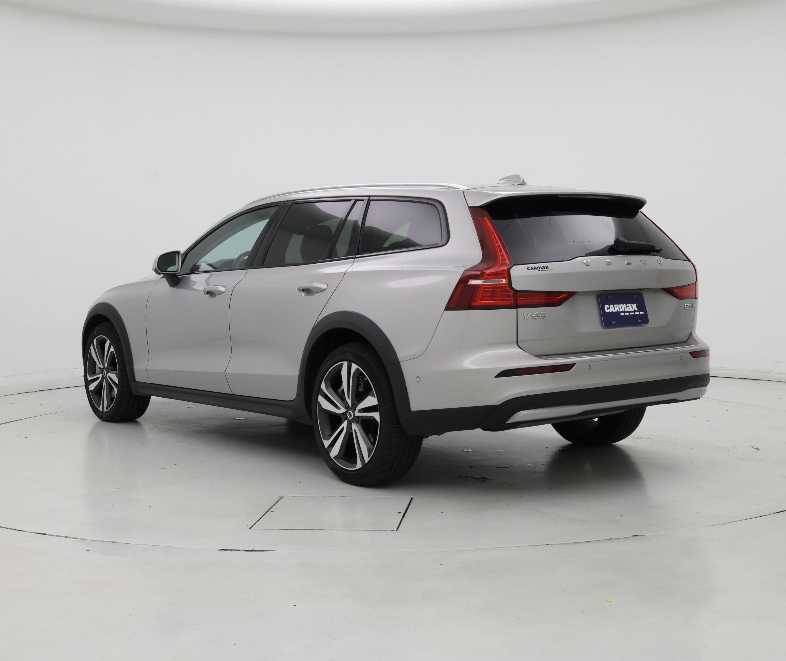 Thumbnail: 2025 Volvo S60 - 2