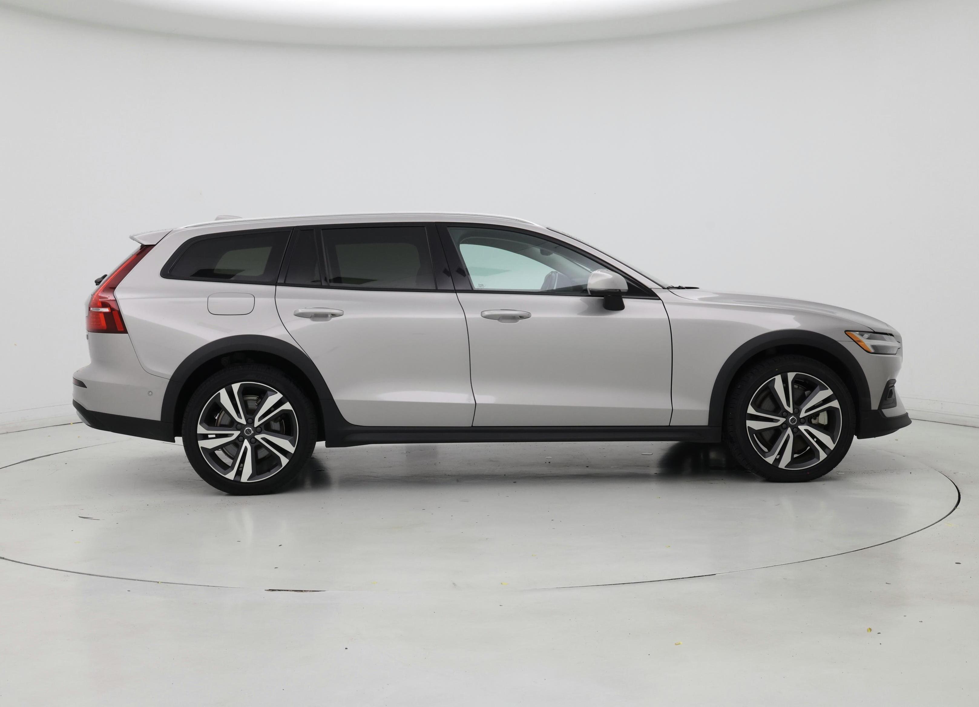 Thumbnail: 2025 Volvo S60 - 7