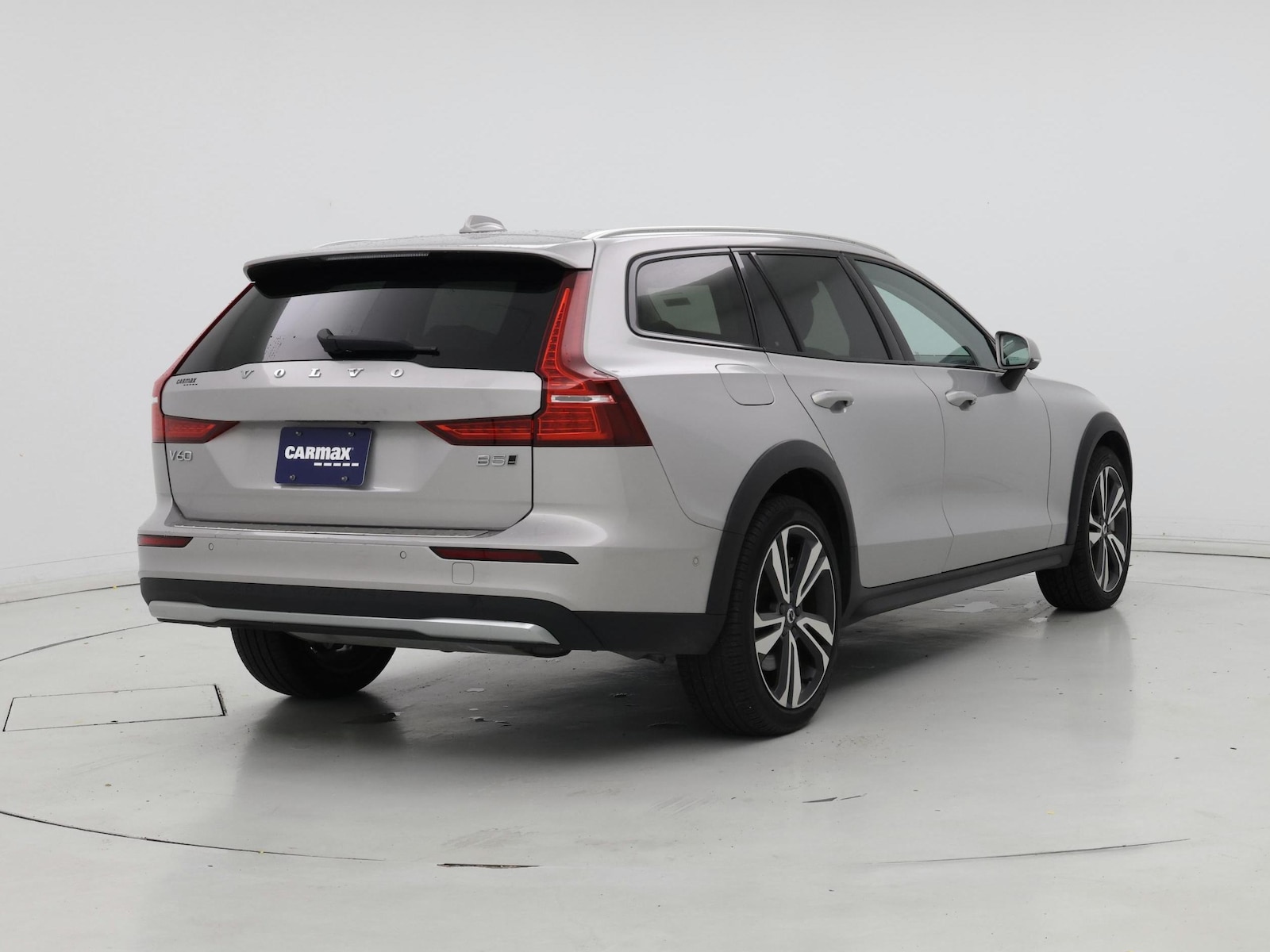 2025 Volvo V60 Cross Country Plus - Photo 9