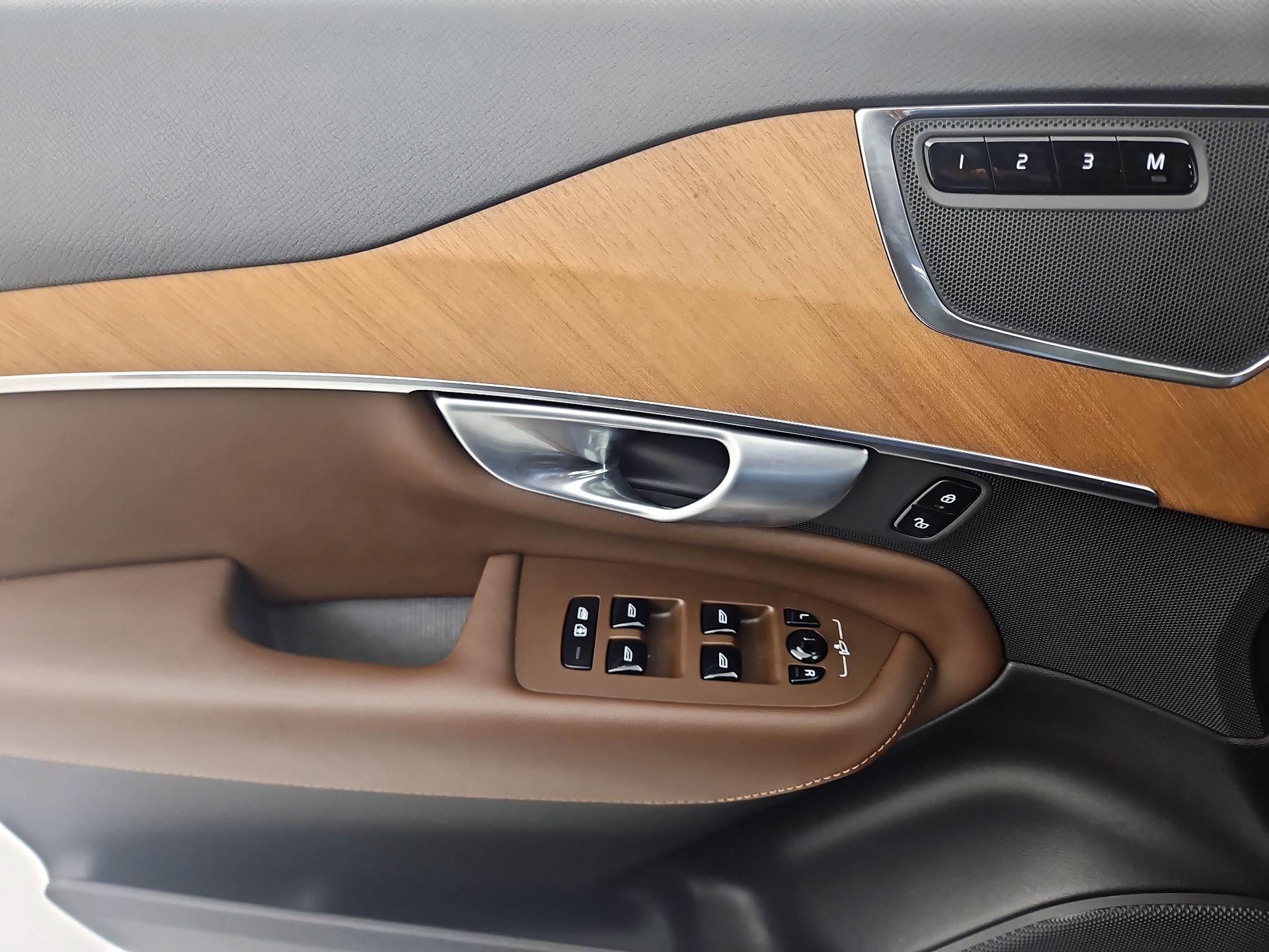 Thumbnail: 2024 Volvo XC90 - 12