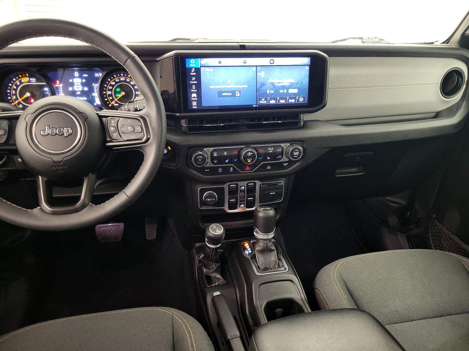 Thumbnail: 2025 Jeep Wrangler - 9