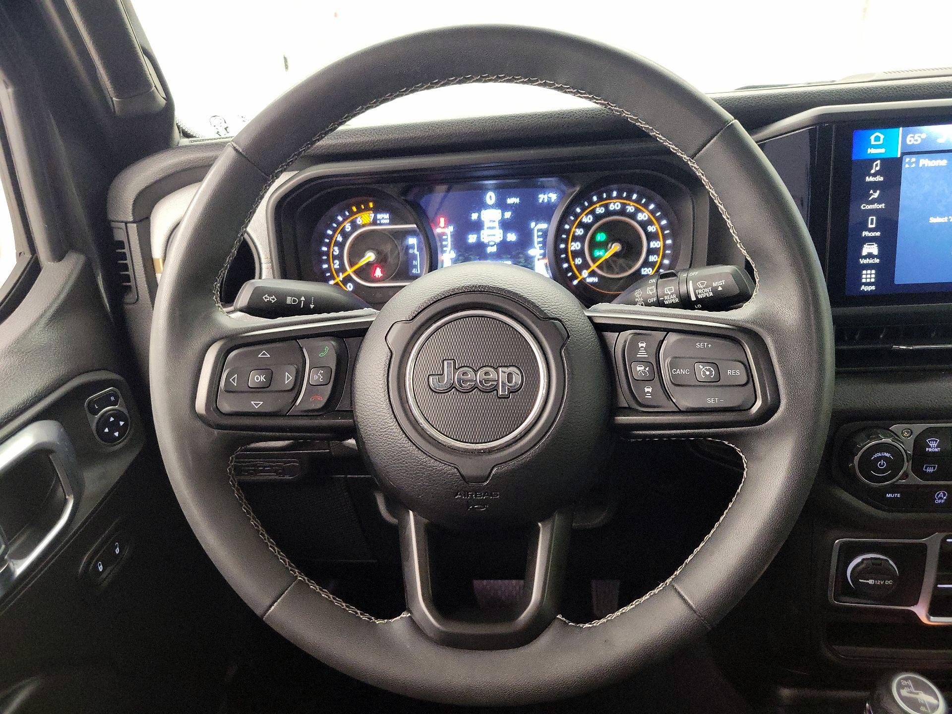 Thumbnail: 2025 Jeep Wrangler - 10