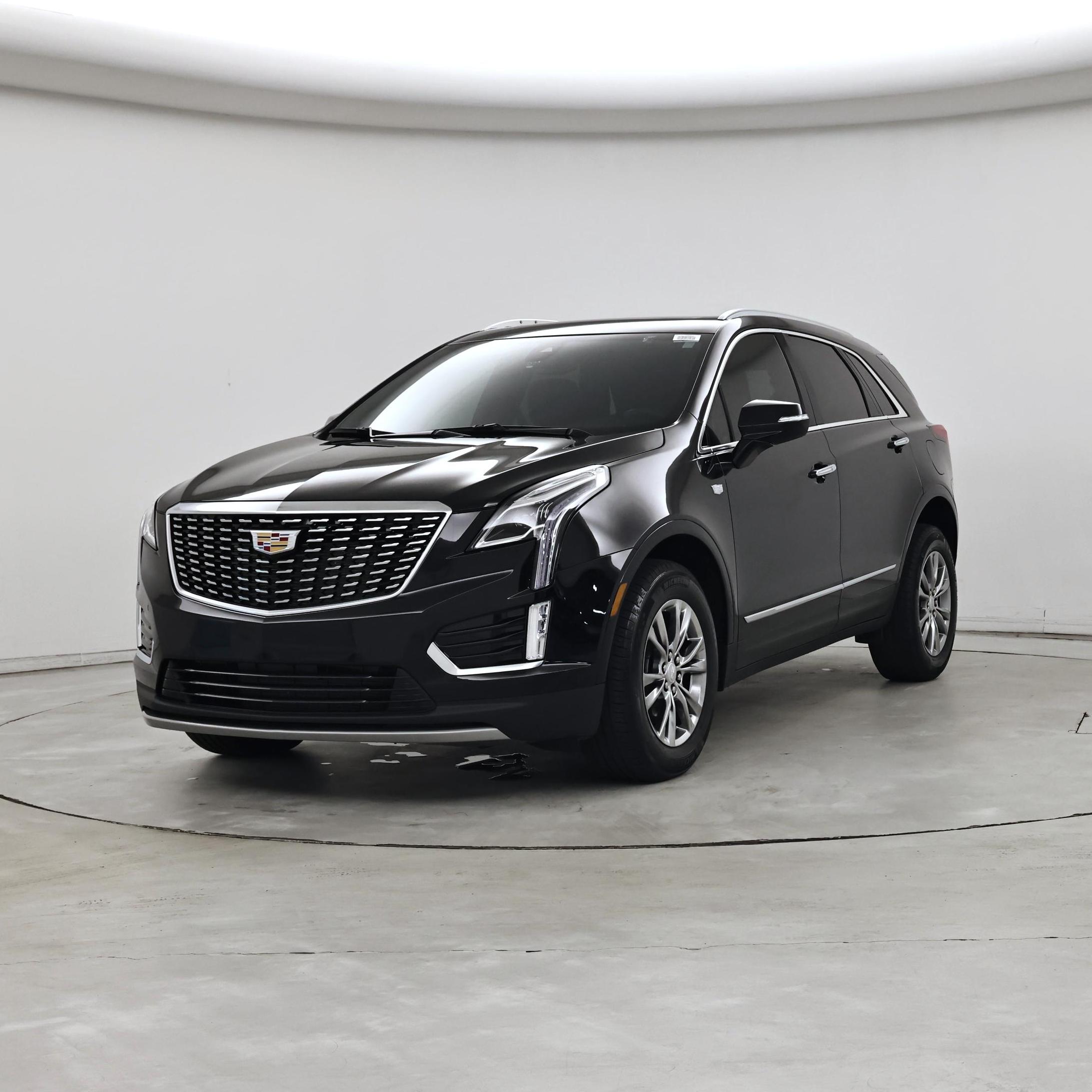 Thumbnail: 2023 Cadillac XT5 - 4