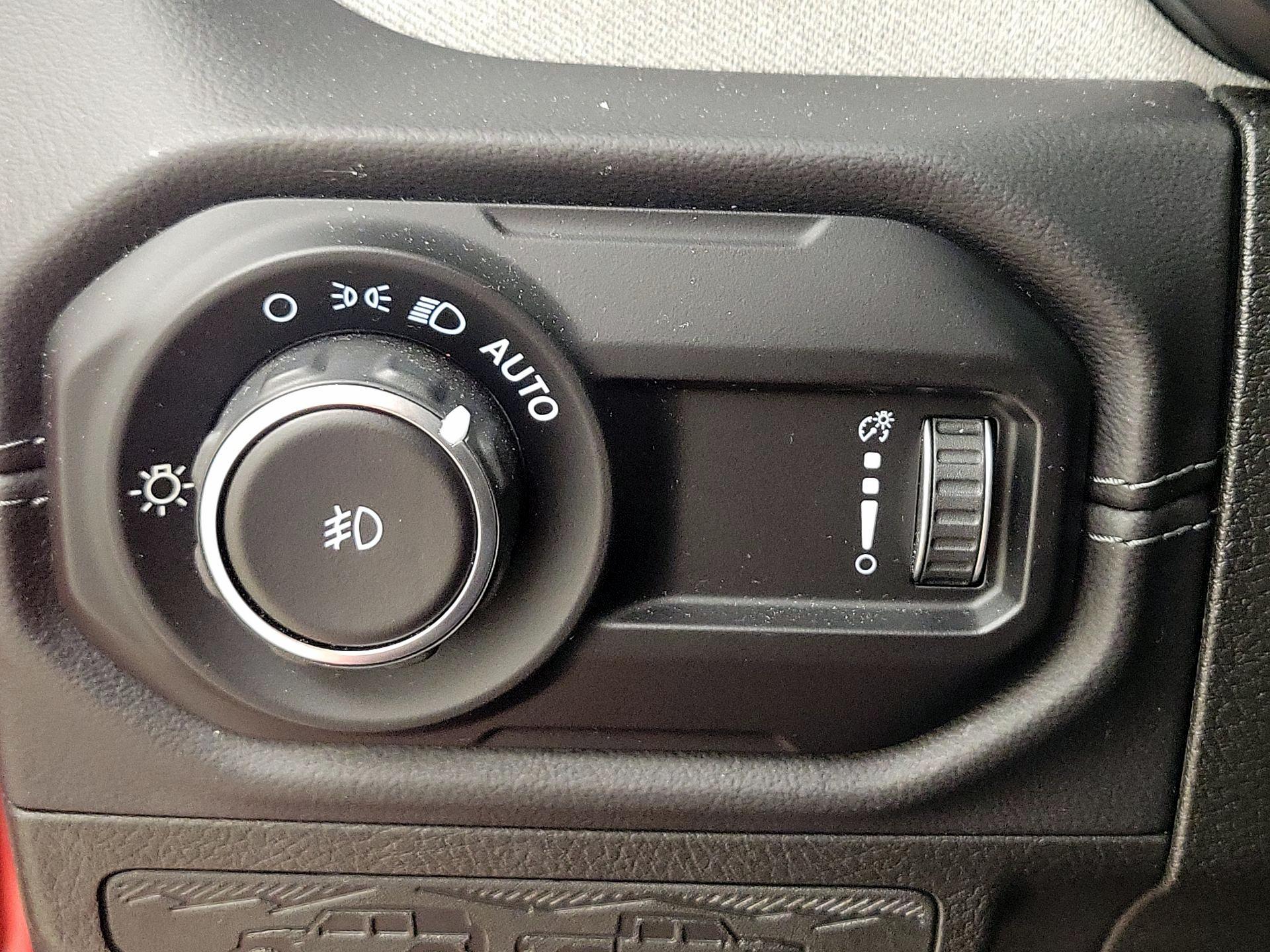 Thumbnail: 2025 Jeep Wrangler - 13