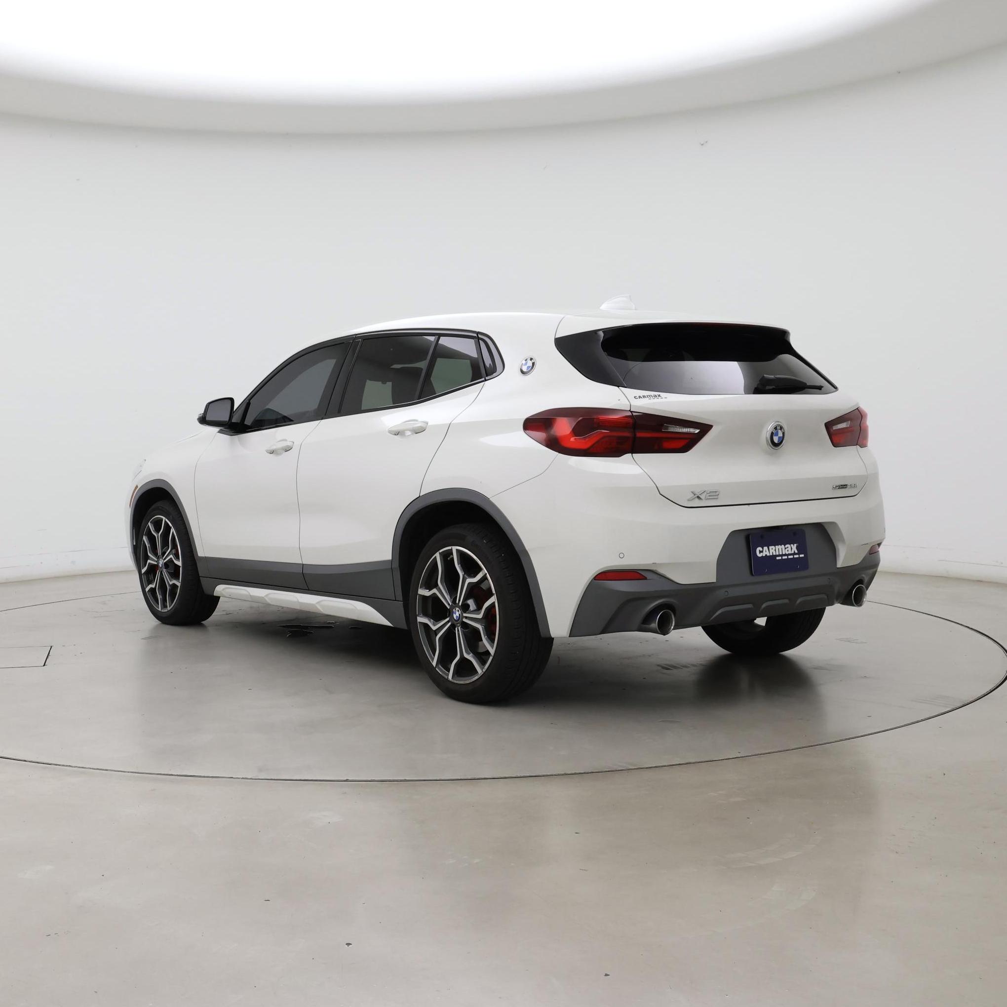 Thumbnail: 2022 BMW X2 - 2