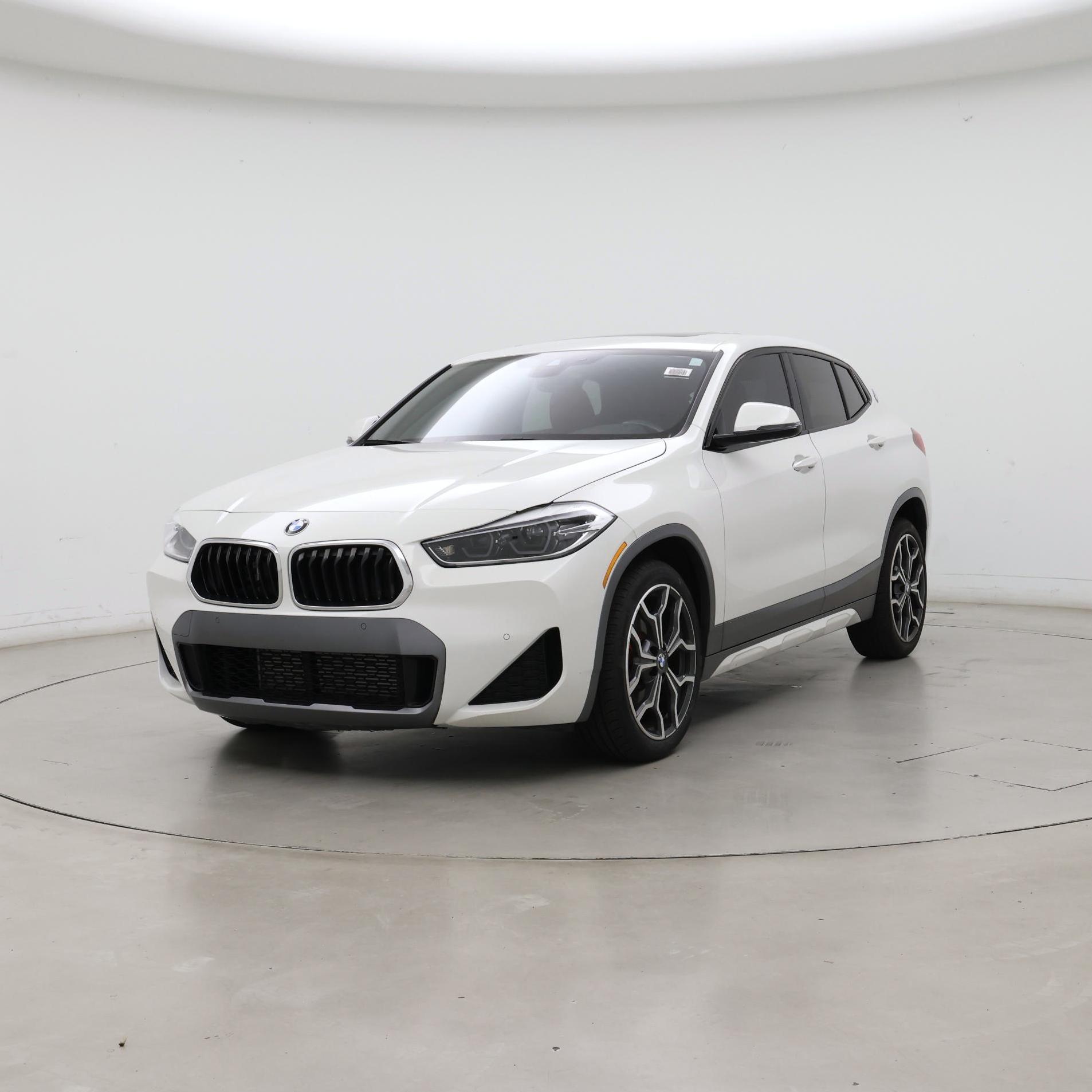 Thumbnail: 2022 BMW X2 - 4