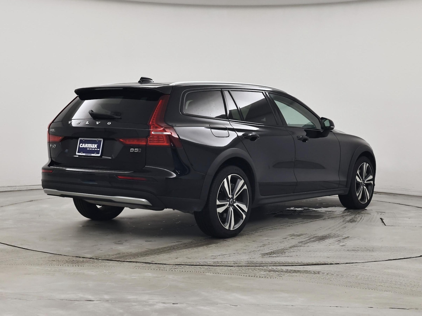 2025 Volvo V60 Cross Country Plus - Photo 9