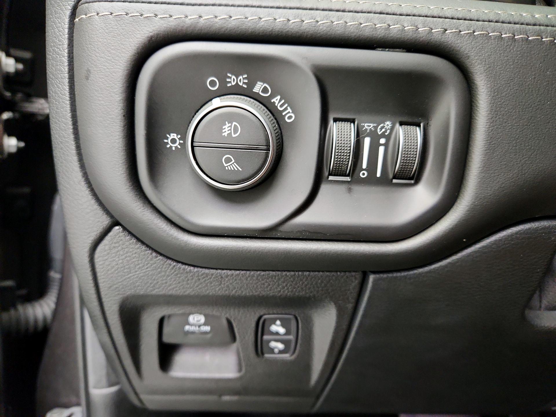 Thumbnail: 2020 RAM 1500 - 13