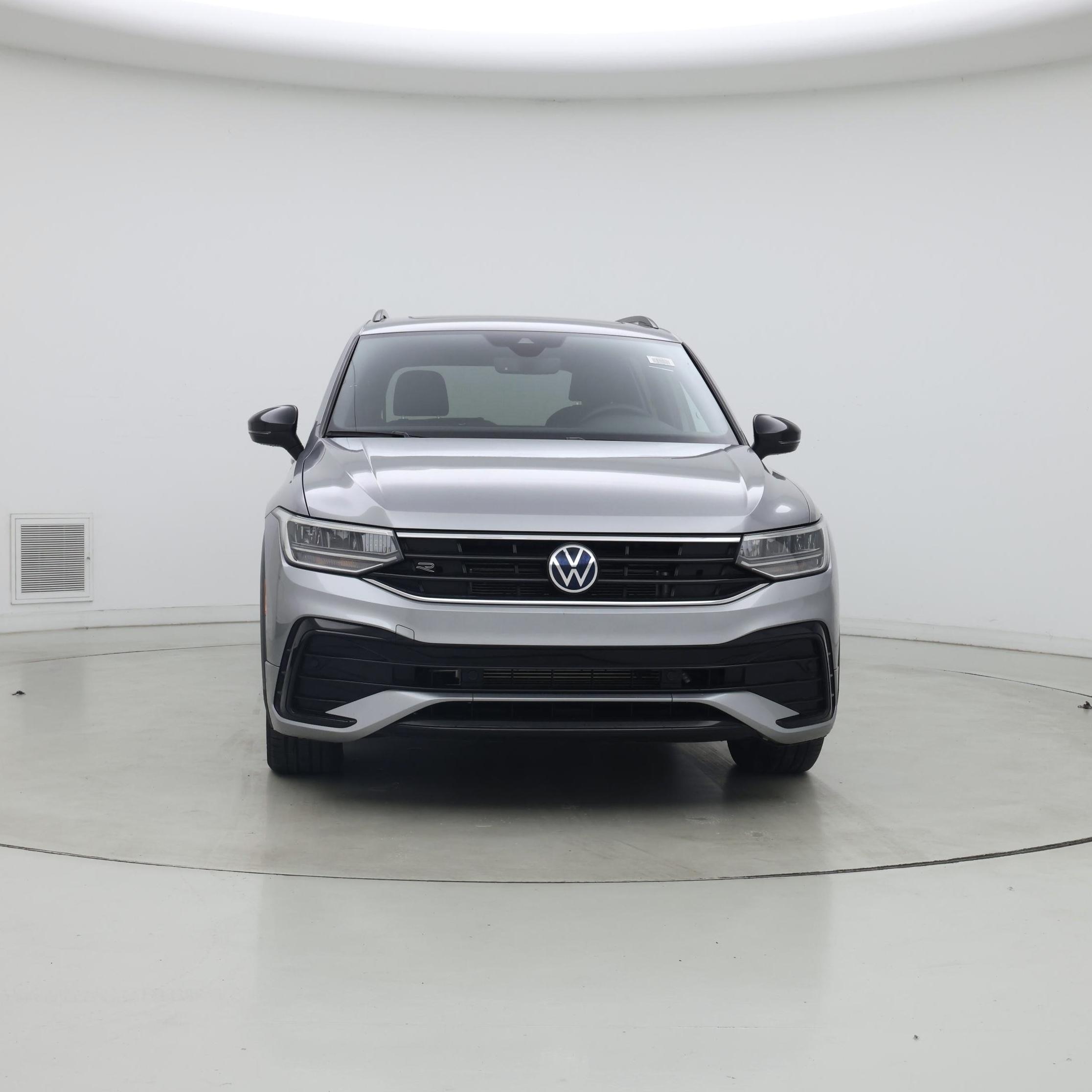 Thumbnail: 2022 Volkswagen Tiguan - 5