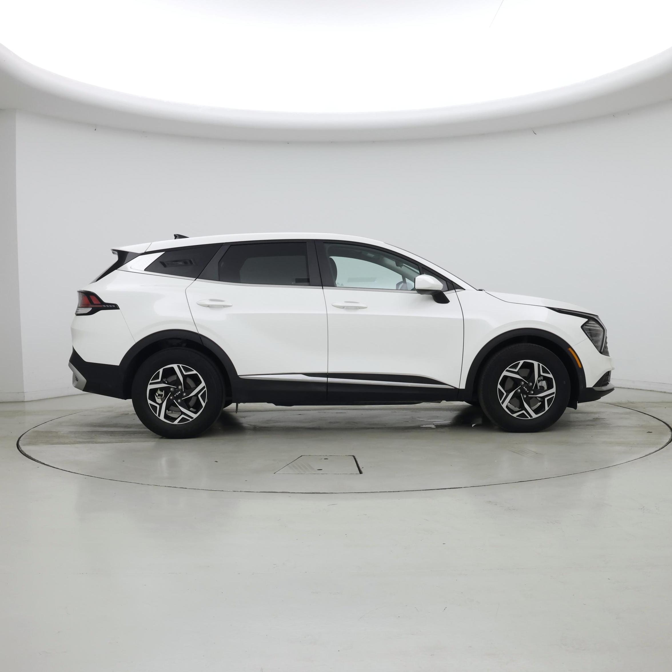 Thumbnail: 2024 Kia Sportage - 7