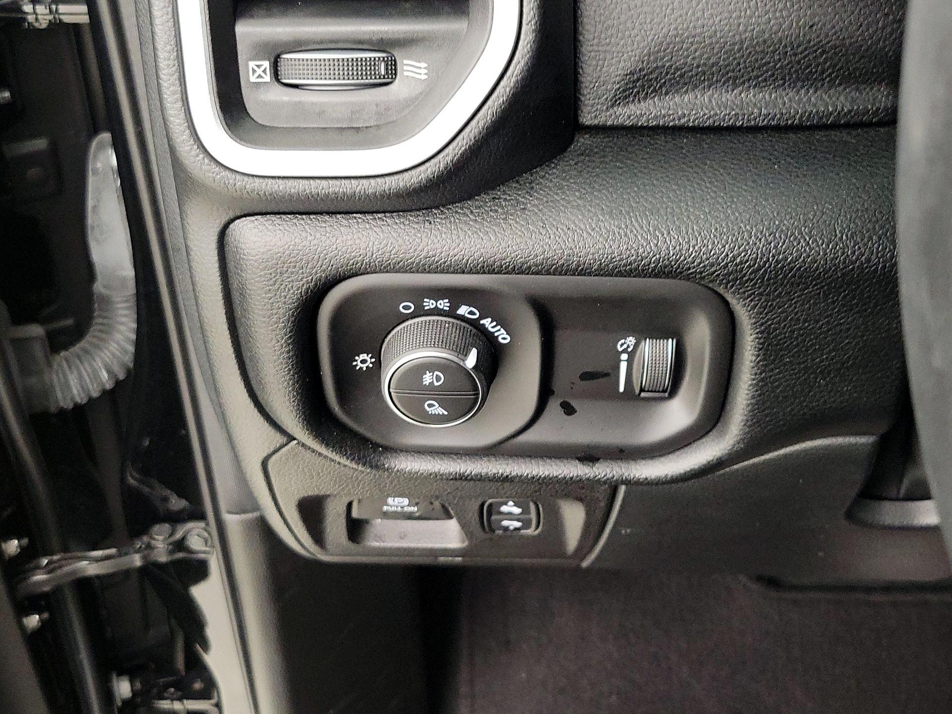 Thumbnail: 2022 RAM 1500 - 13