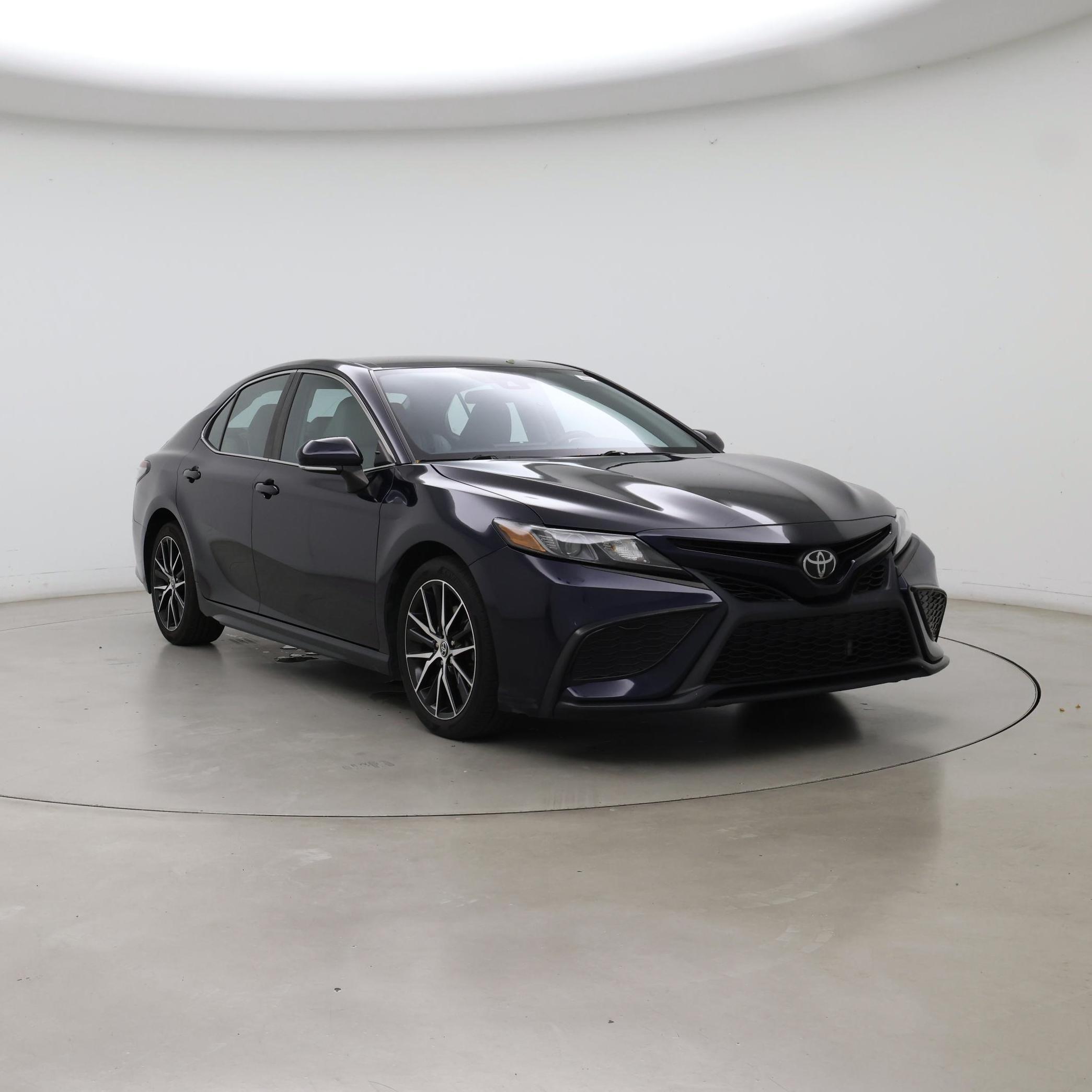 Blue 2022 Toyota Camry Sedan Front-Wheel Drive Automatic
