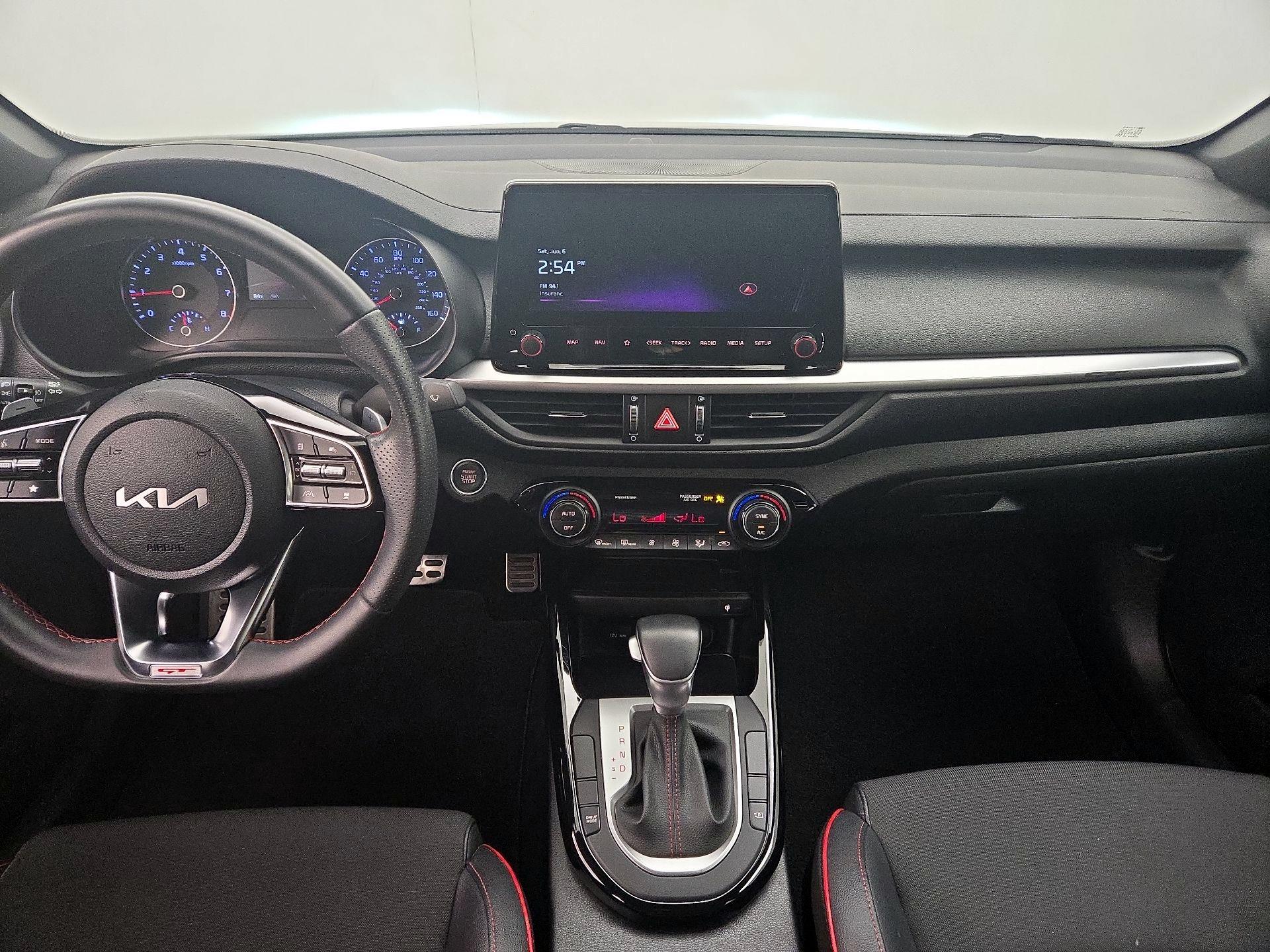 Thumbnail: 2024 Kia Forte - 9