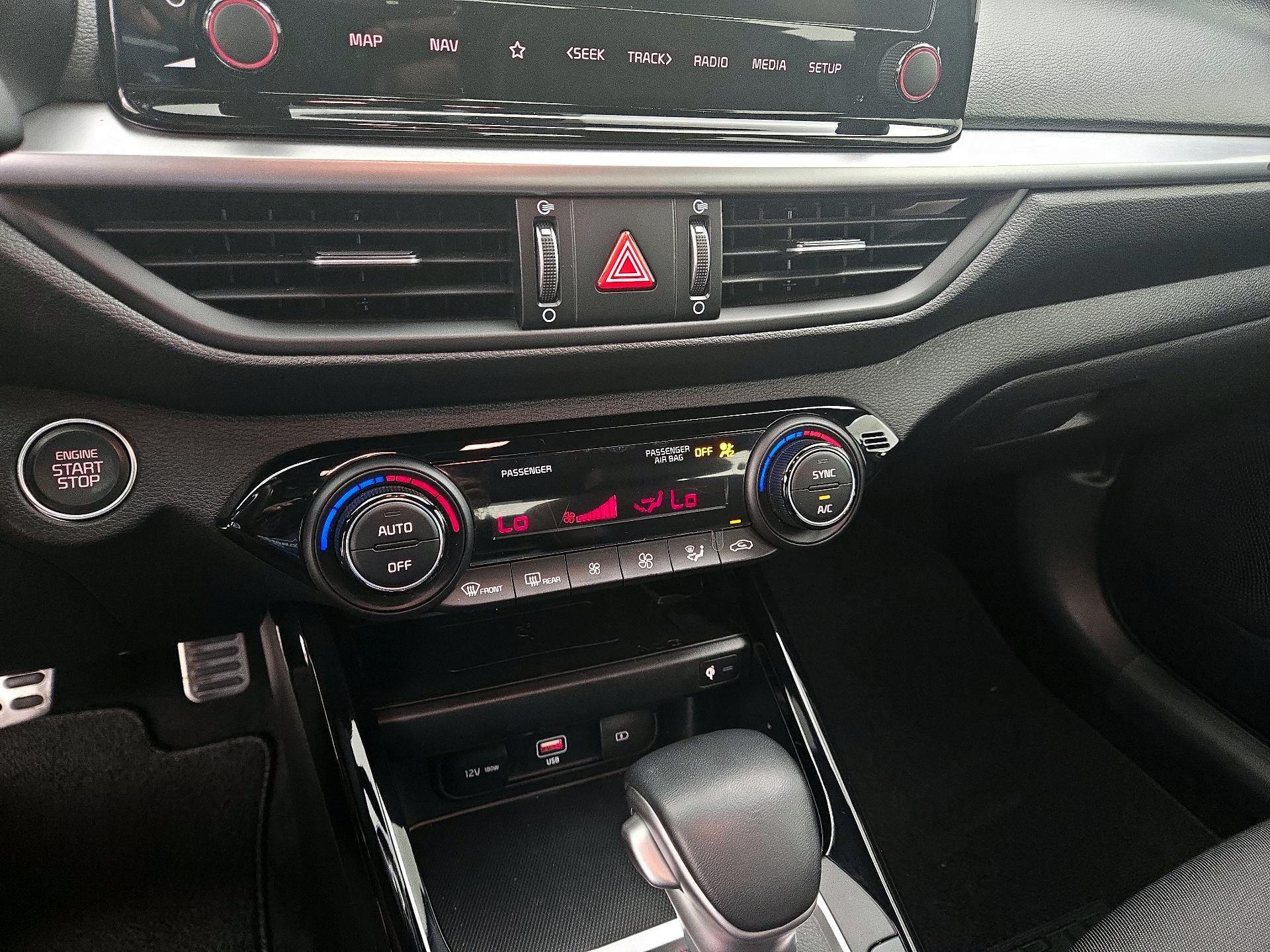 Thumbnail: 2024 Kia Forte - 16
