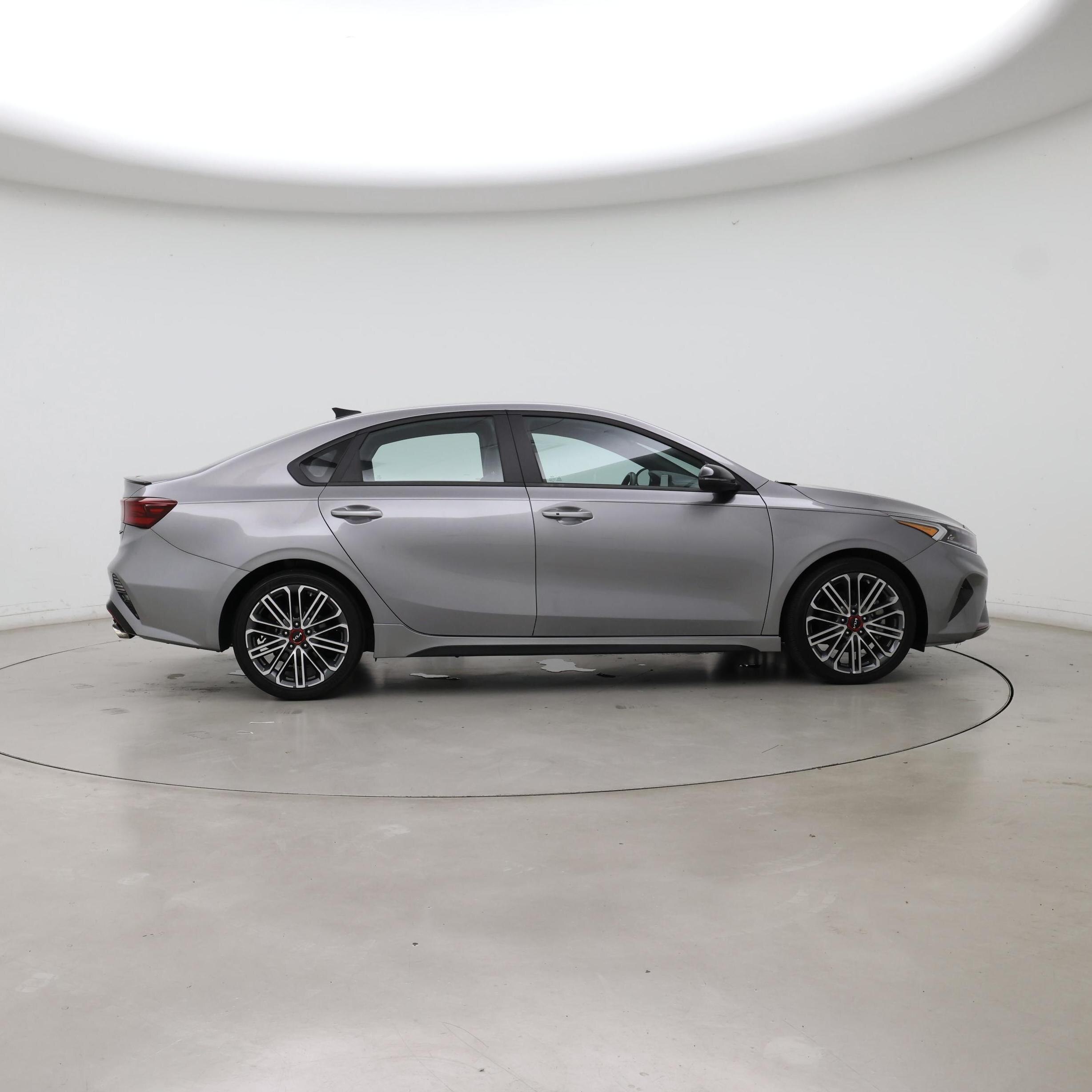 Thumbnail: 2024 Kia Forte - 7