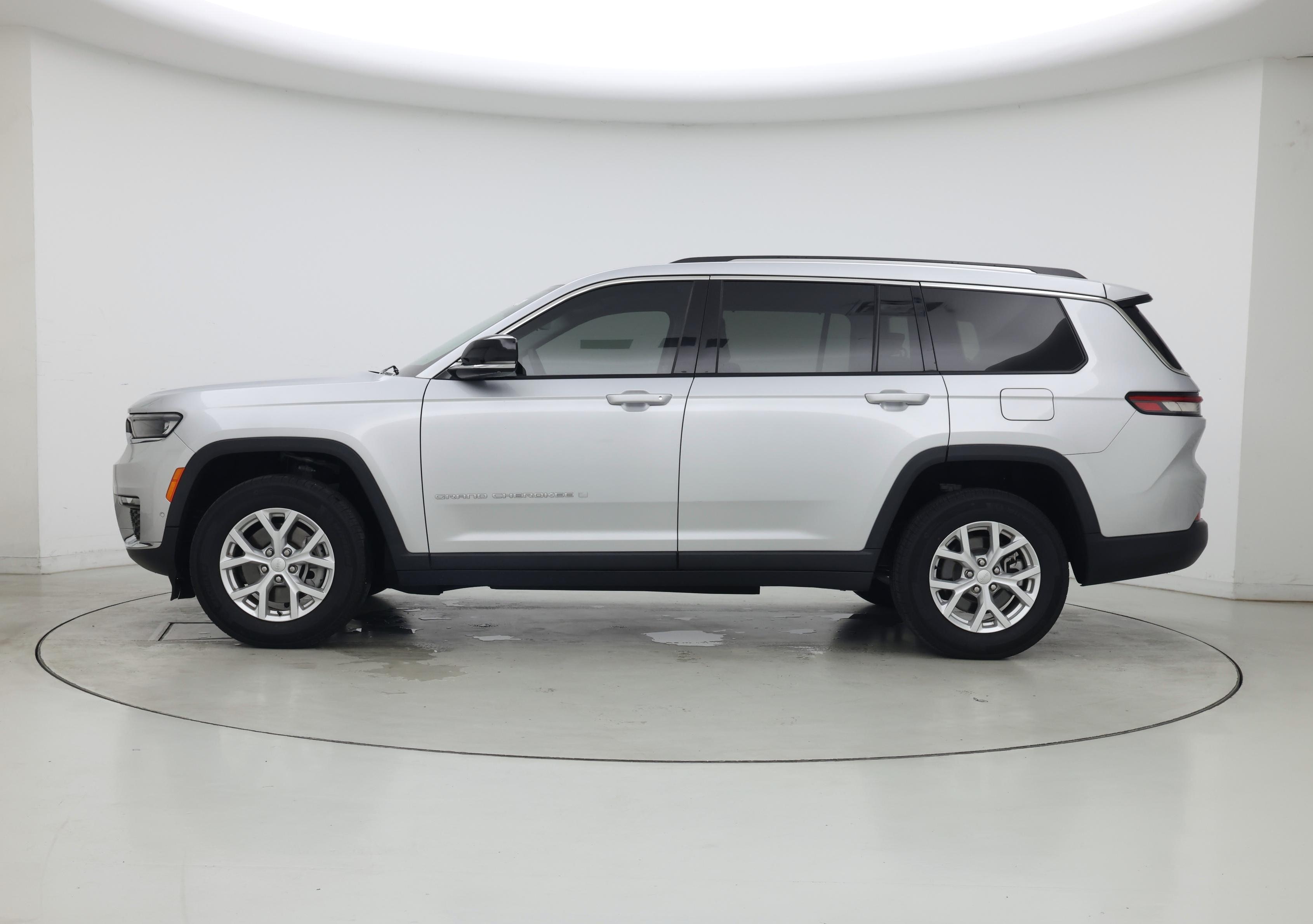 Thumbnail: 2023 Jeep Grand Cherokee L - 3