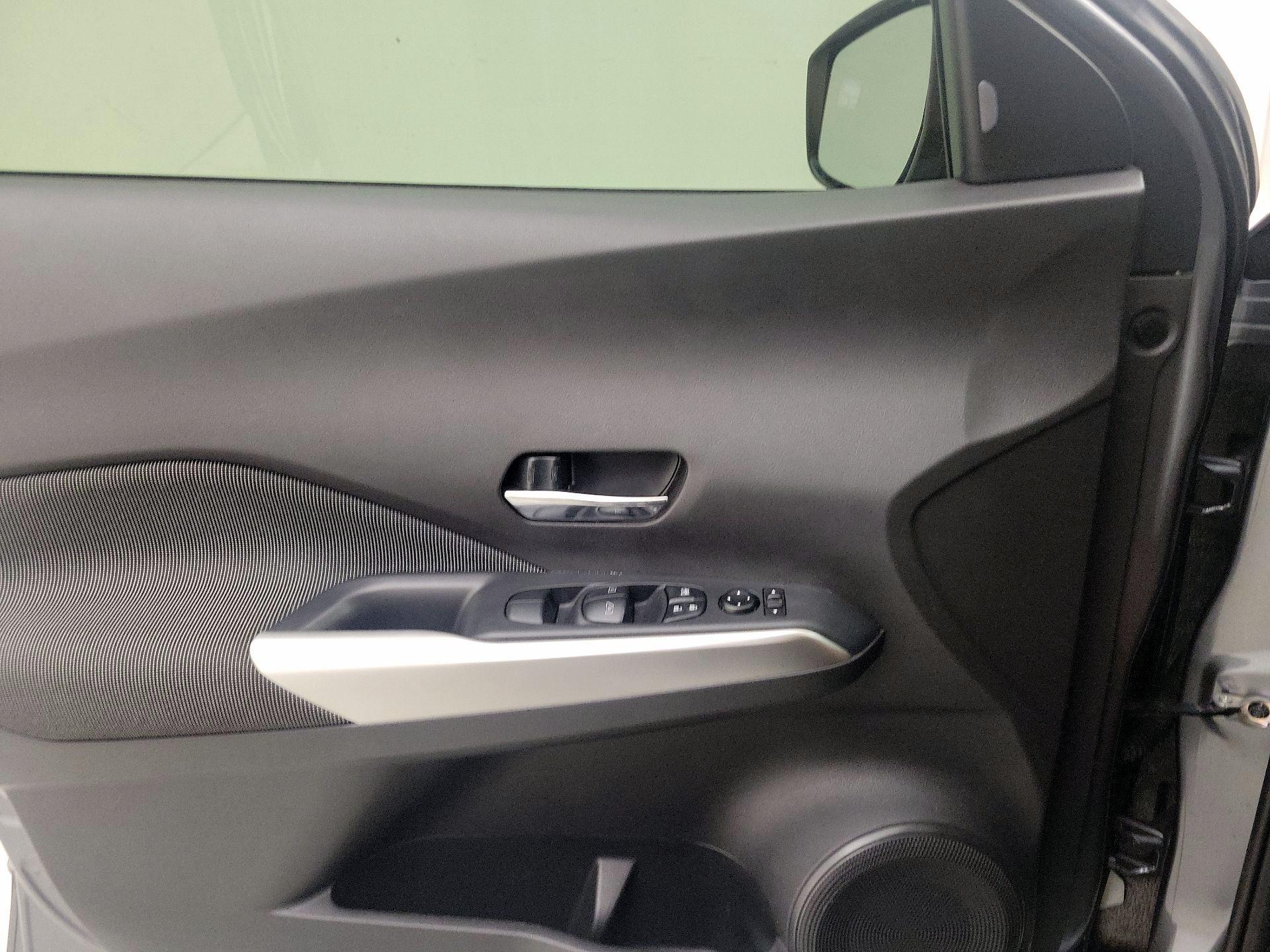 Thumbnail: 2020 Nissan Kicks - 12