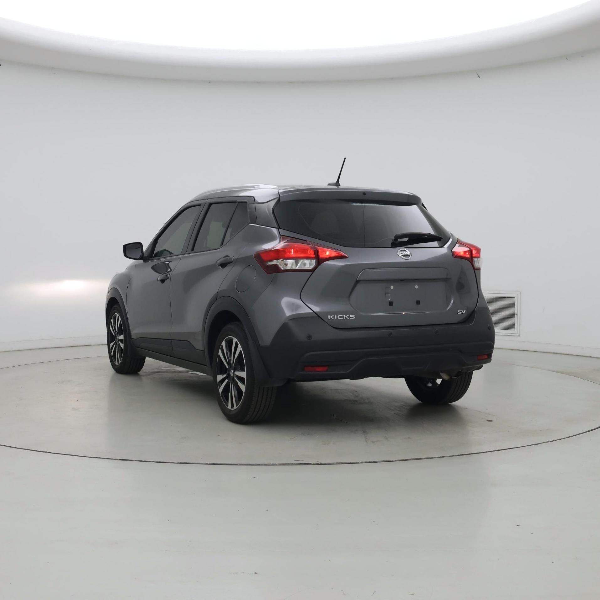 Thumbnail: 2020 Nissan Kicks - 2